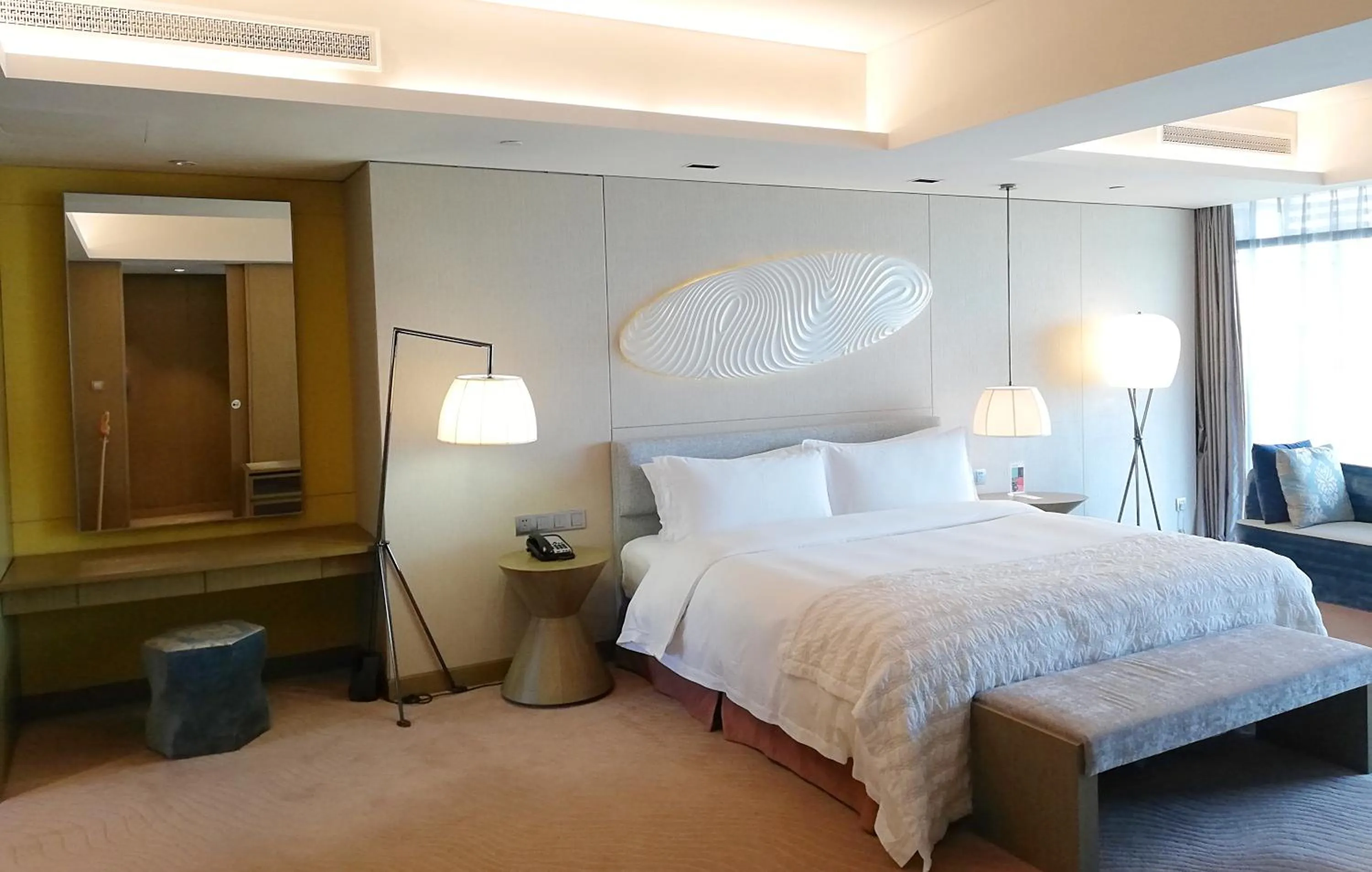 Bedroom, Bed in Le Meridien Qingdao West Coast