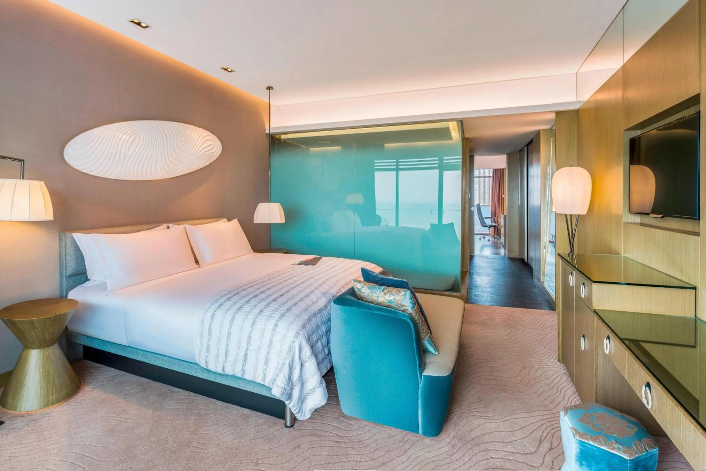 Bedroom, Bed in Le Meridien Qingdao West Coast