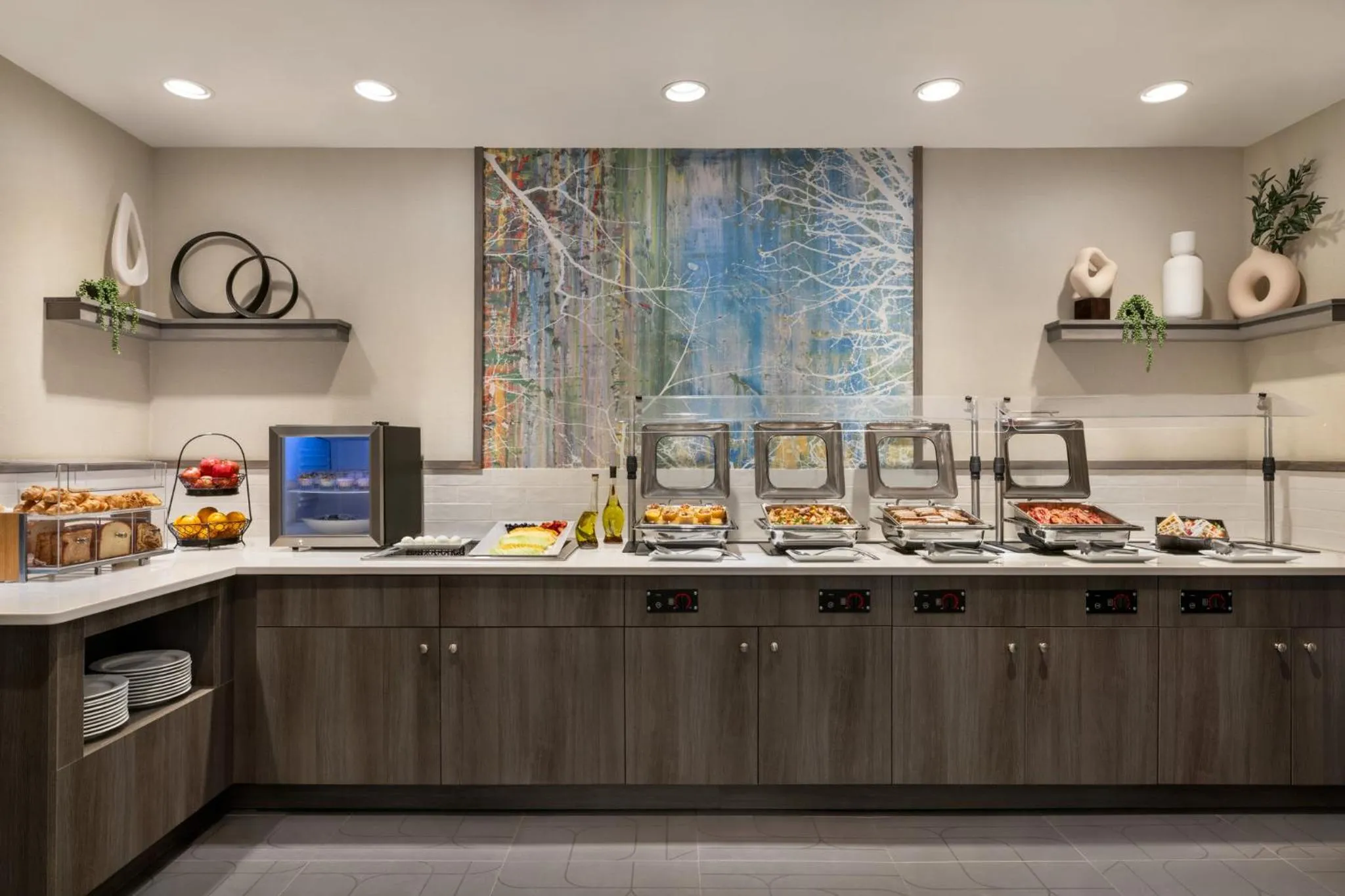 Breakfast in Crowne Plaza Edison by IHG