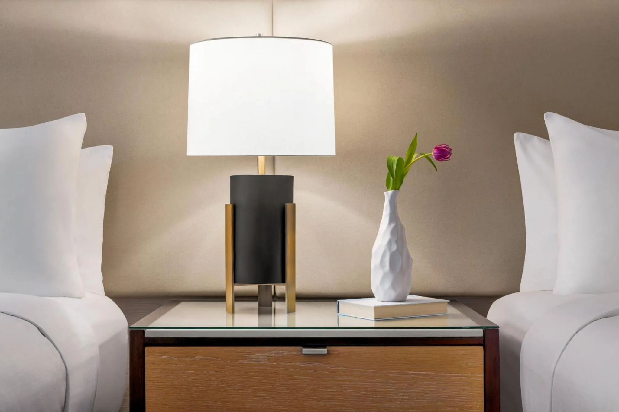 Photo of the whole room, Bed in Crowne Plaza Edison by IHG