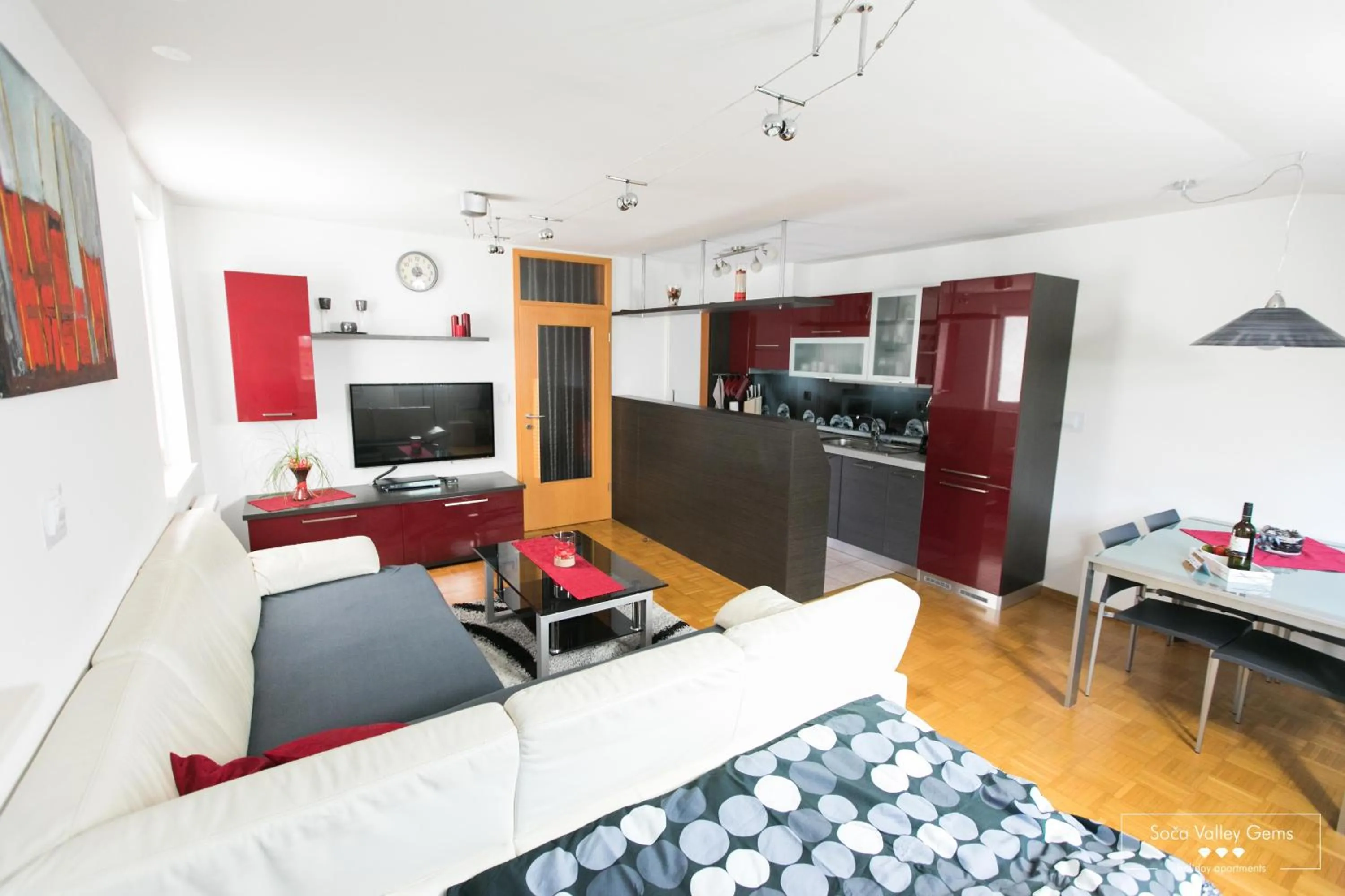 Luxurious RUBY Apartment with SAUNA