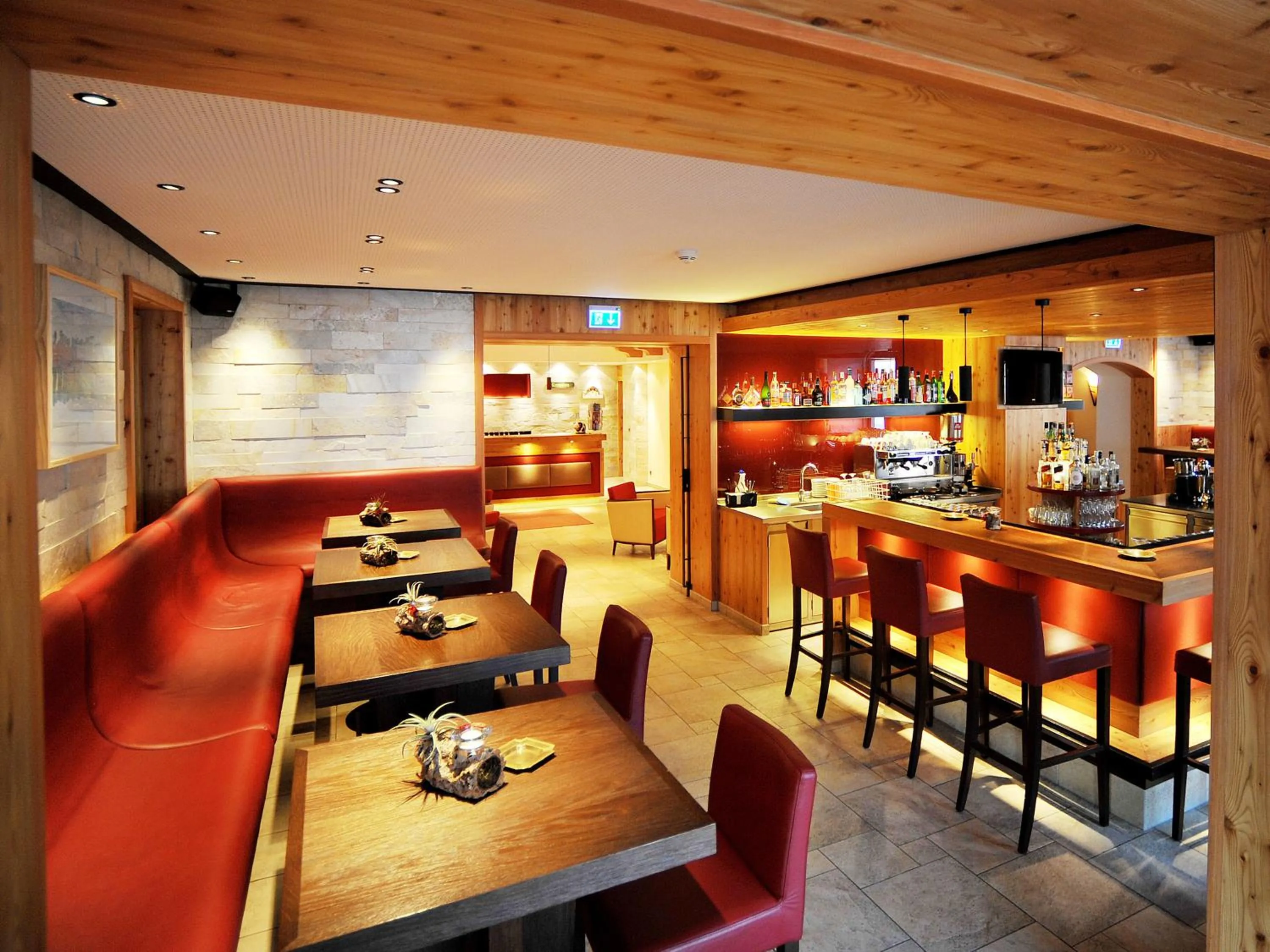 Lounge or bar in Hotel Konradin