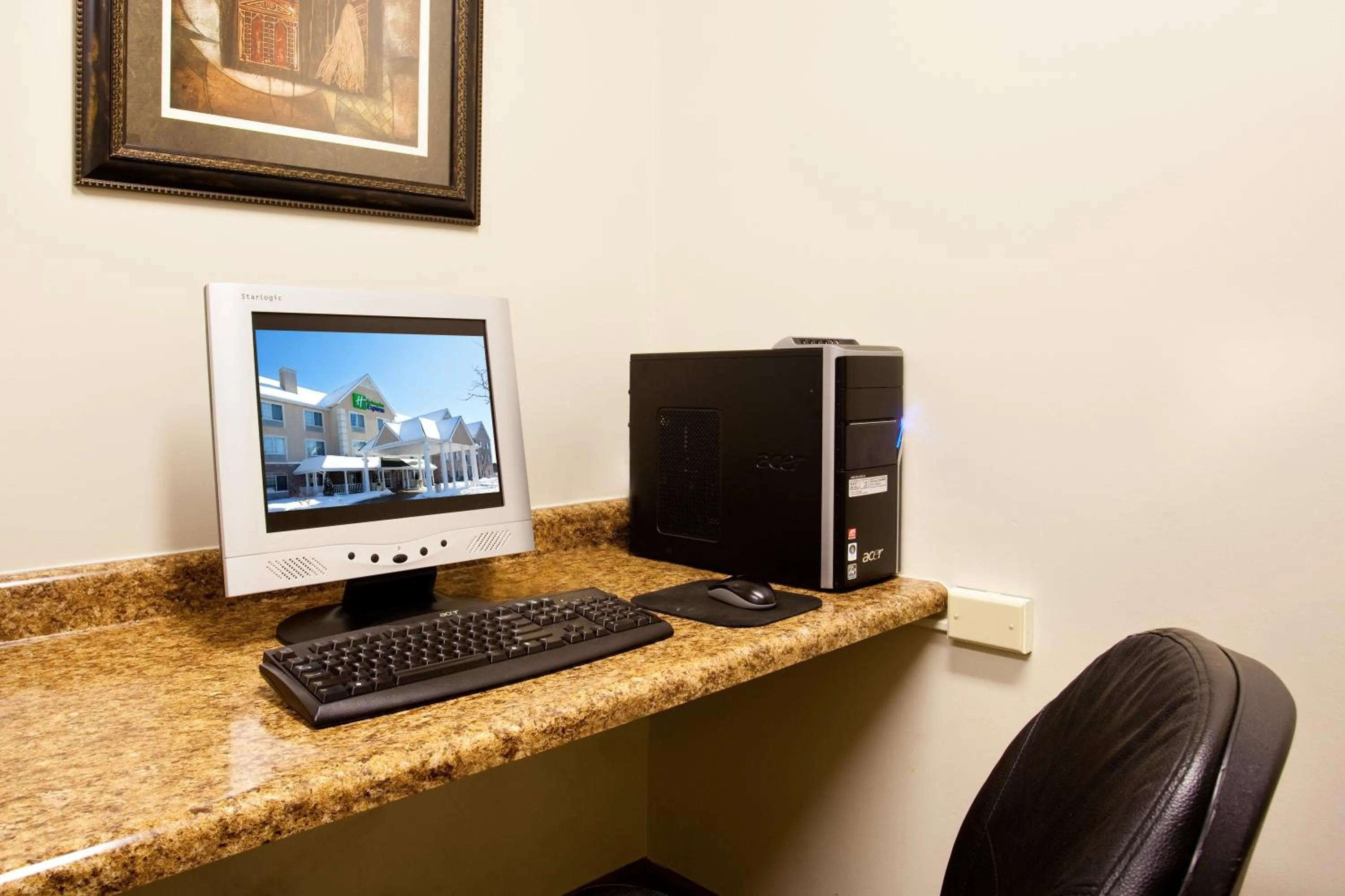 Other in Holiday Inn Express & Suites Chicago-Deerfield Lincolnshire by IHG