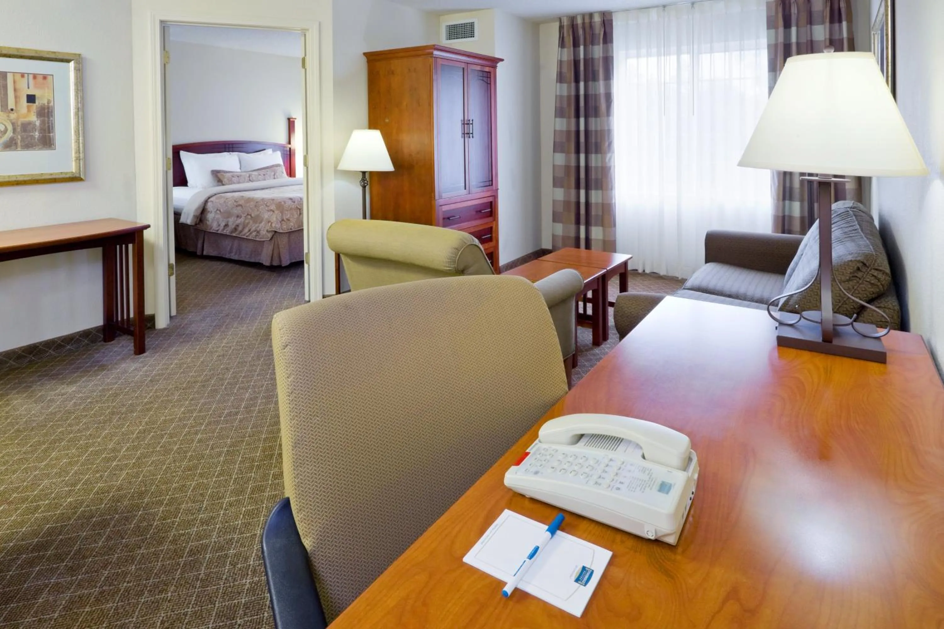 Photo of the whole room, Bed in Staybridge Suites Cranbury - South Brunswick by IHG