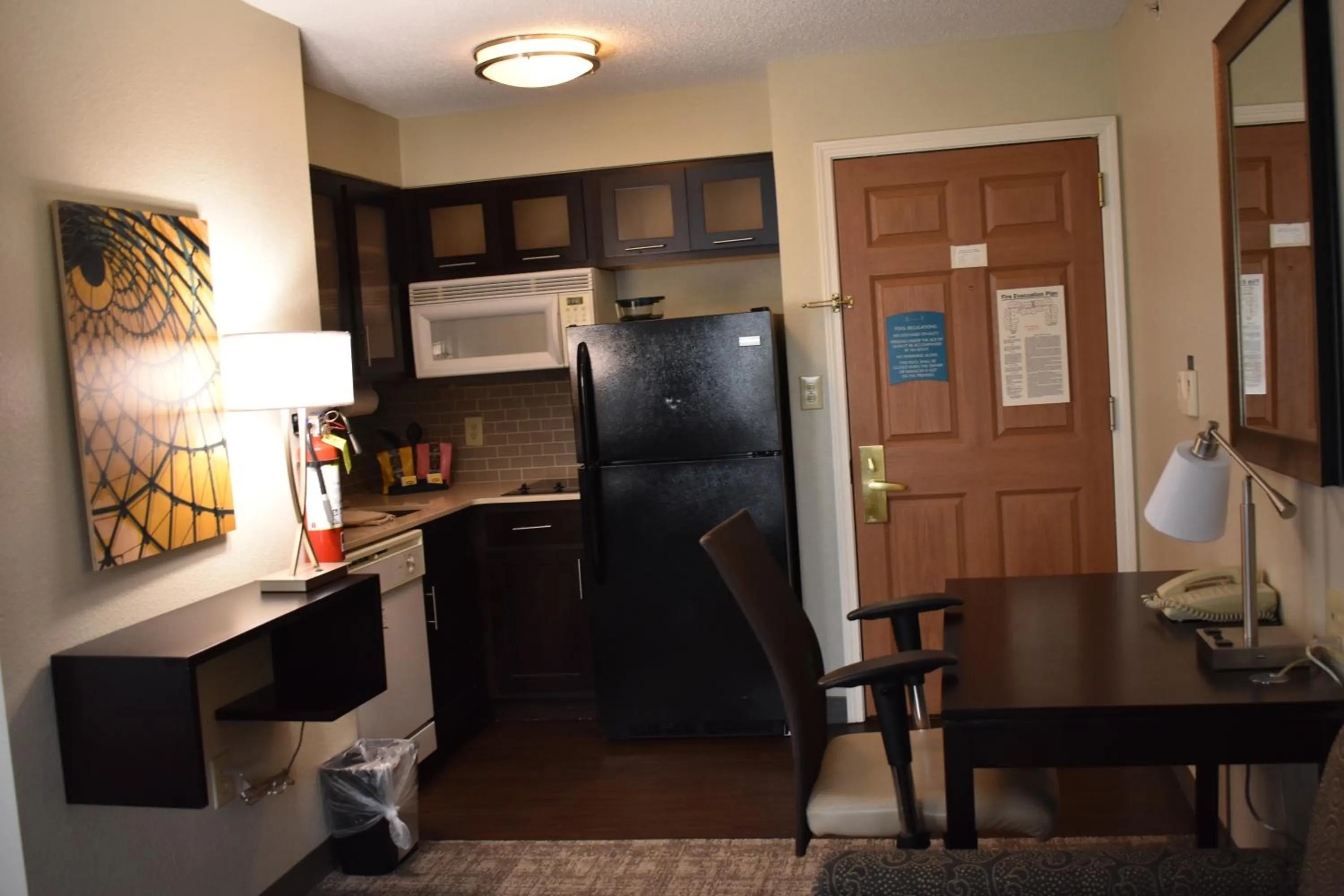 Kitchen or kitchenette in Staybridge Suites Cranbury - South Brunswick by IHG