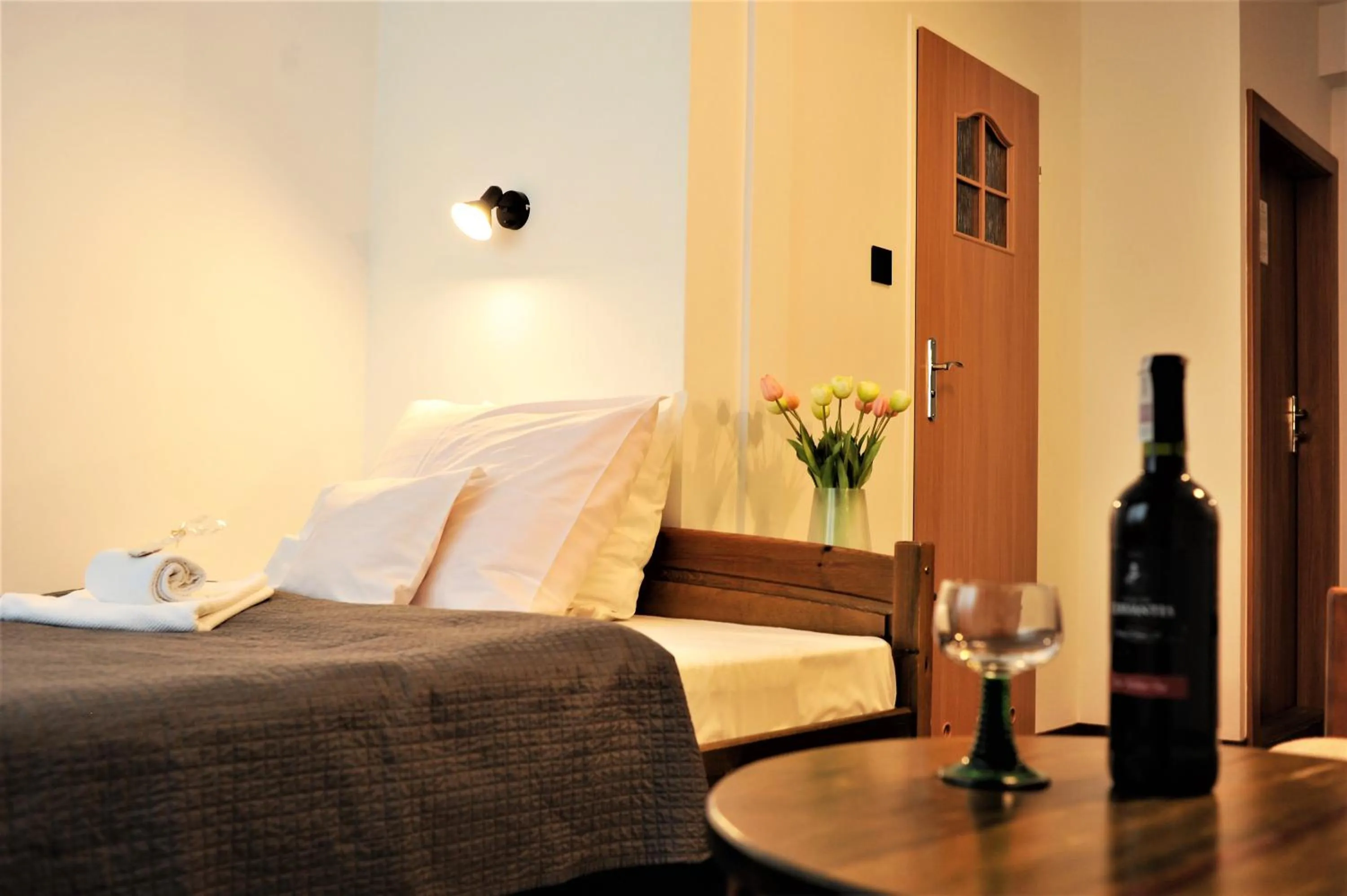 Bed in Hotel Protea Bolesławiec