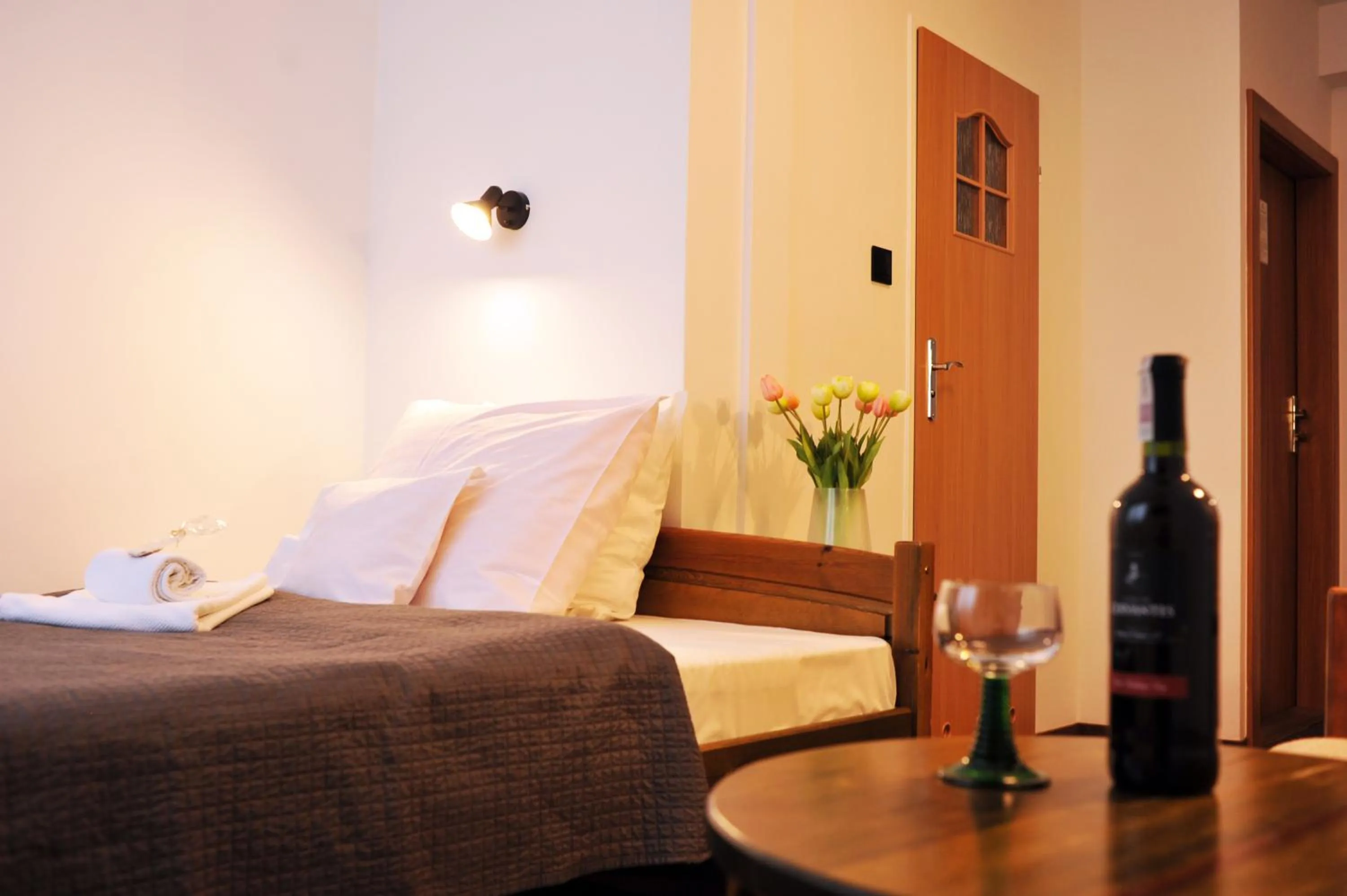 Bed in Hotel Protea Bolesławiec