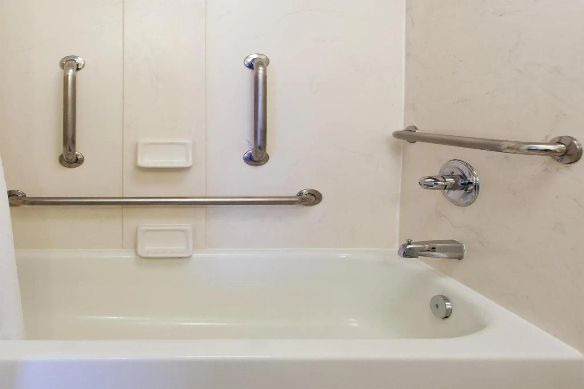 Bathroom in Holiday Inn Charleston-Riverview by IHG