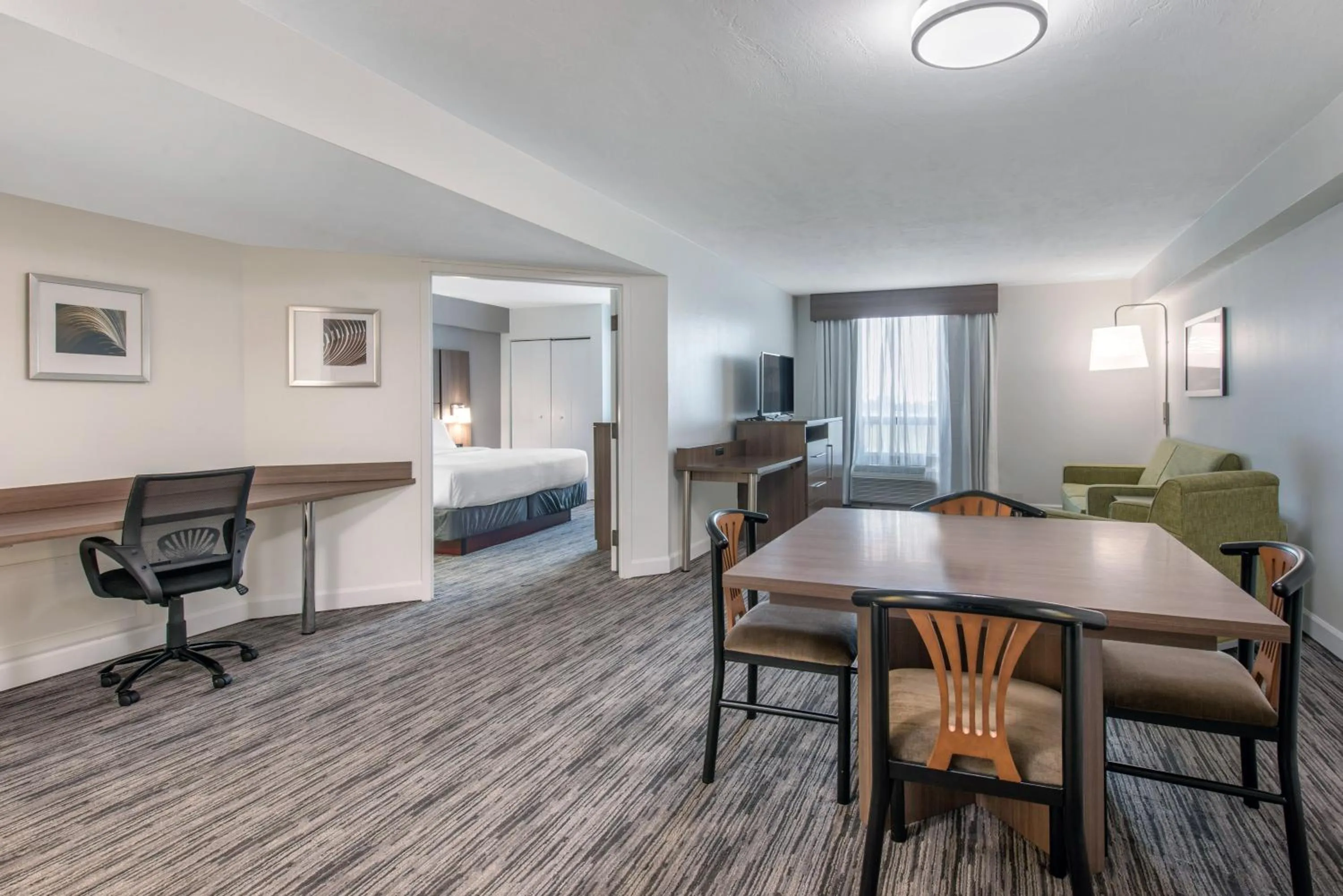 Photo of the whole room in Holiday Inn Melbourne-Viera Conference Ctr by IHG