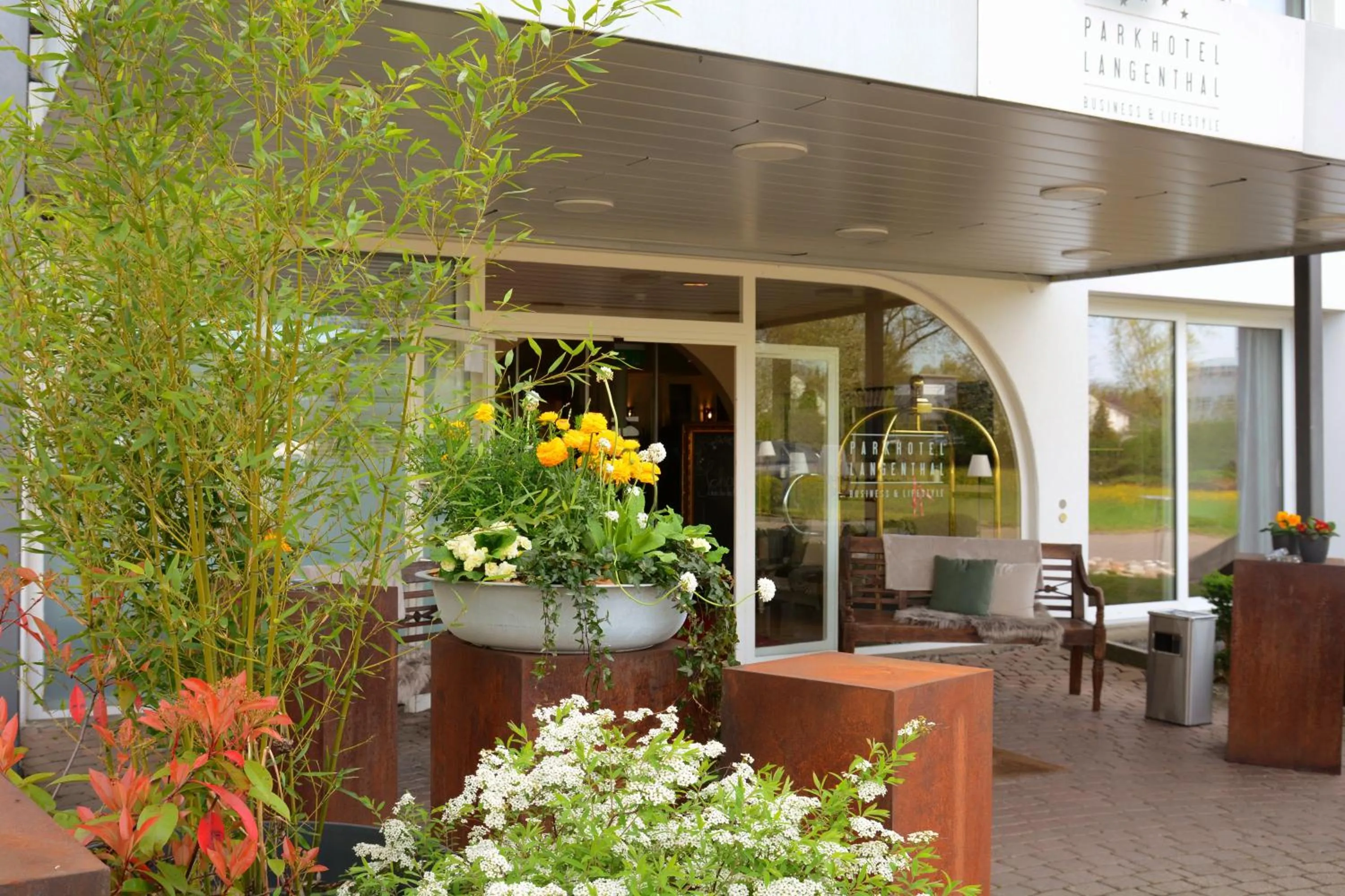 Facade/entrance in Parkhotel Langenthal