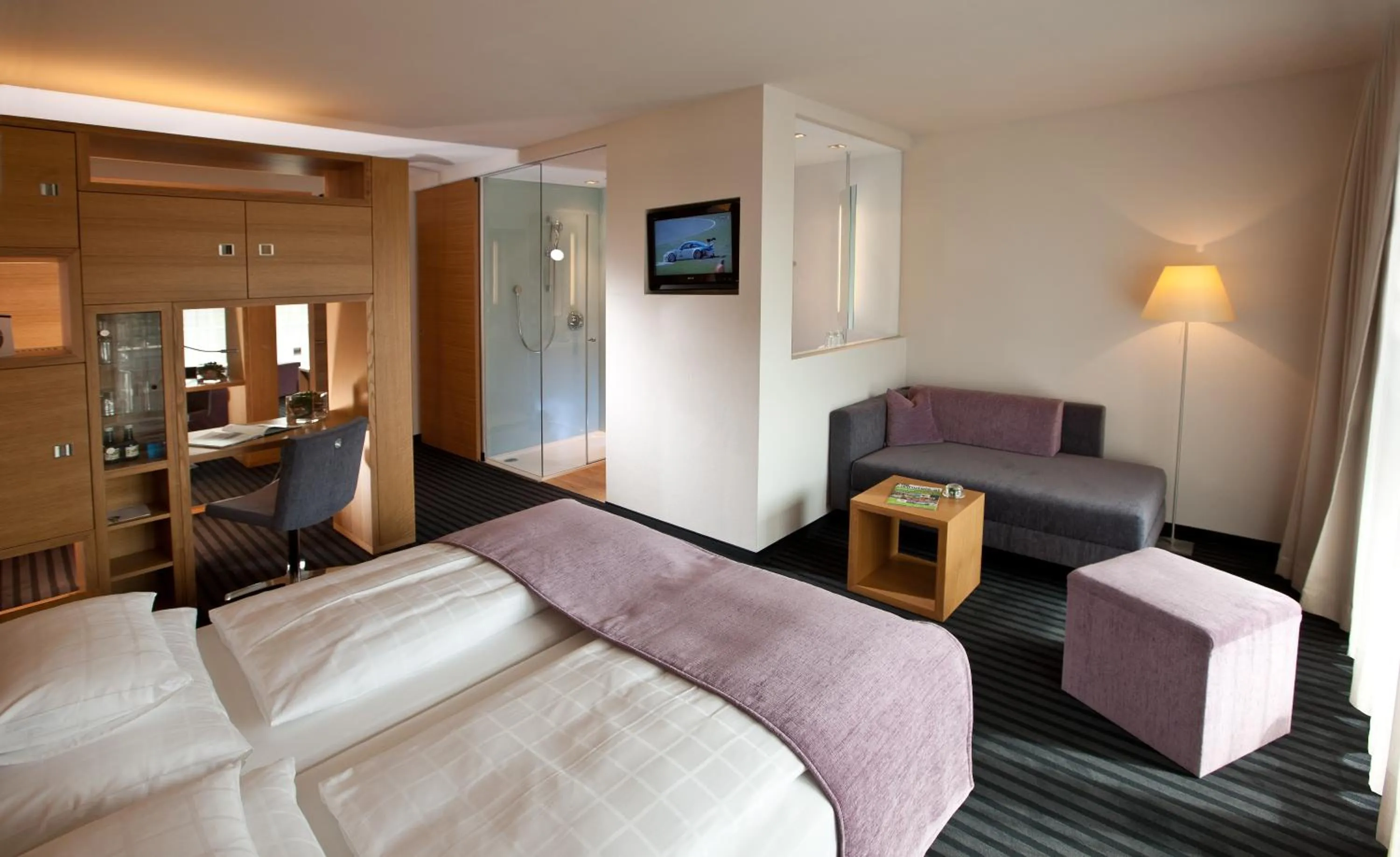 Photo of the whole room, Bed in Hotel-Restaurant Ammerhauser