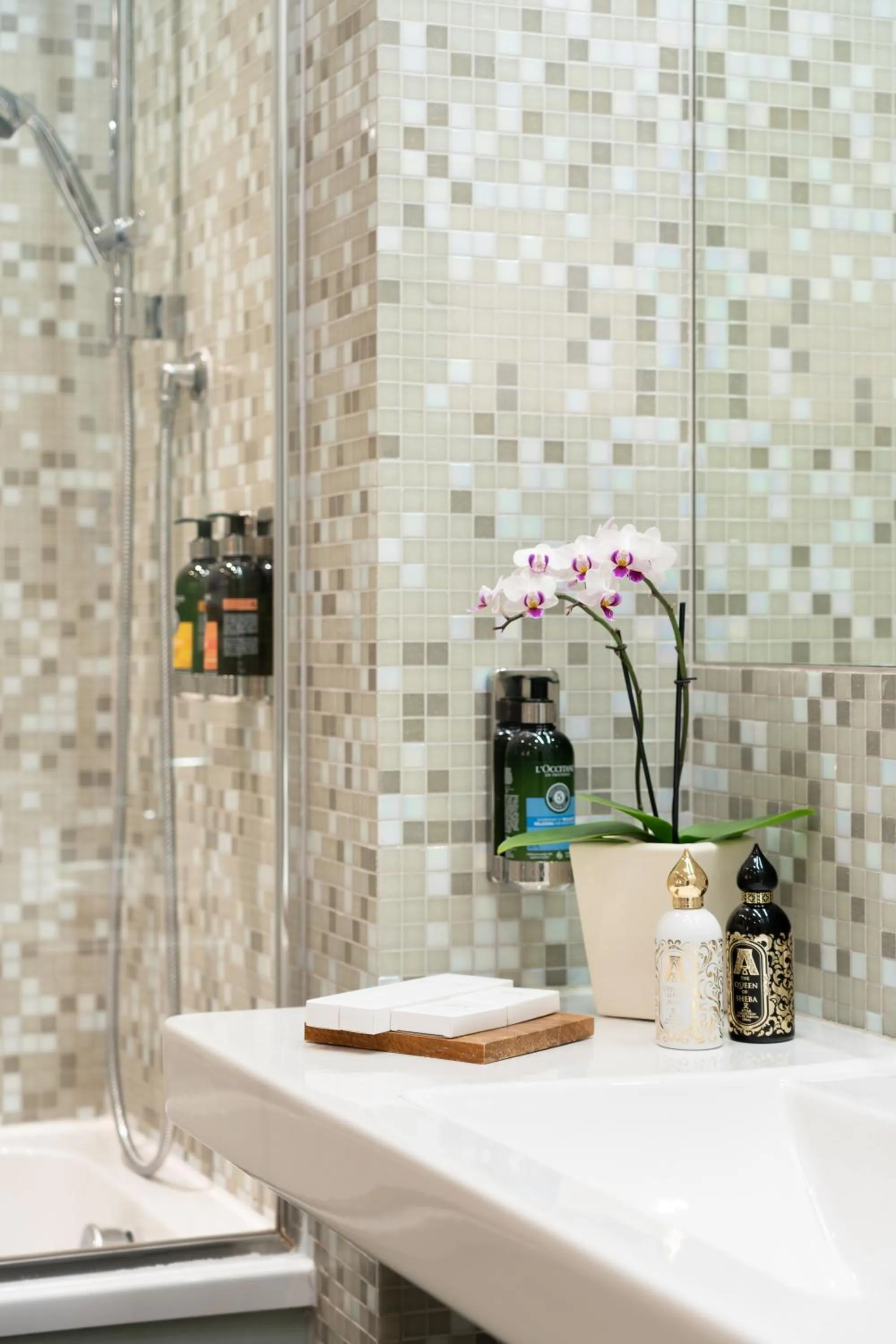 City Park Hotel & Residence