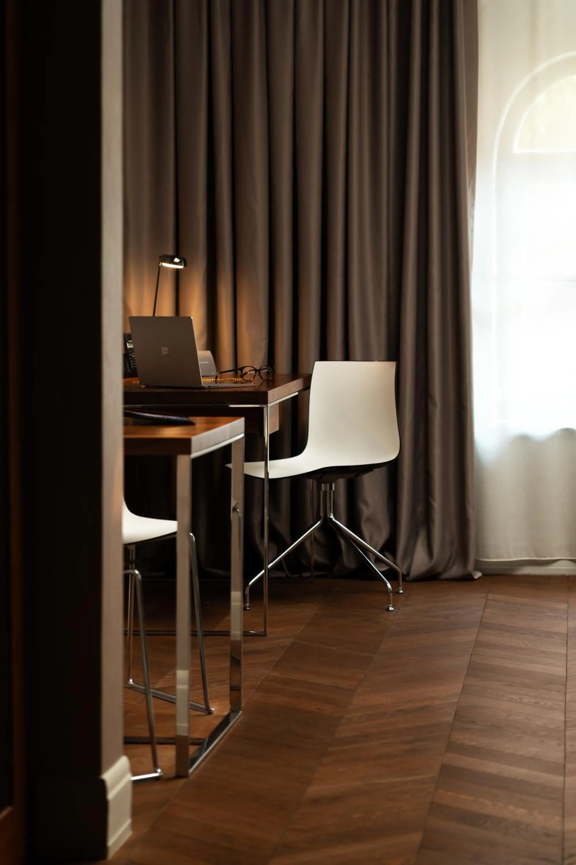 City Park Hotel & Residence