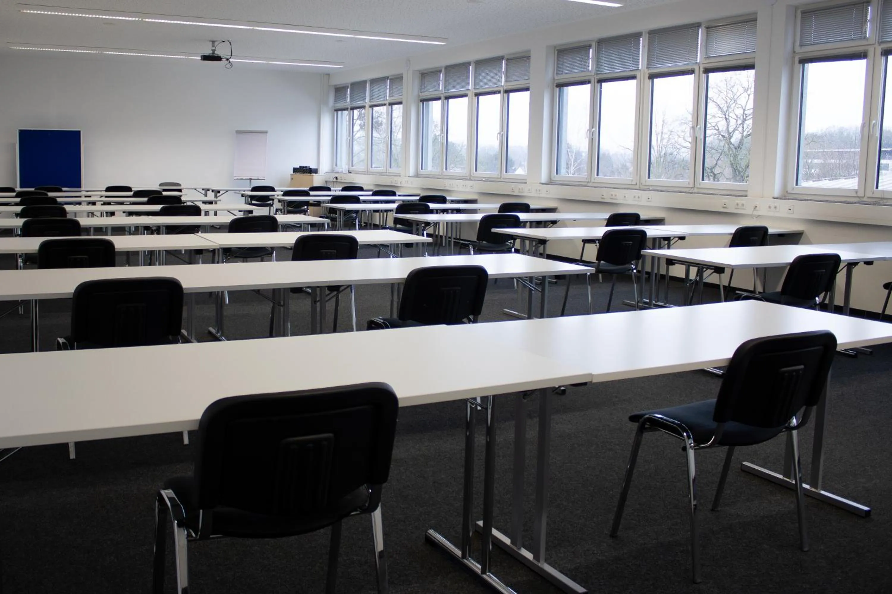 Meeting/conference room in Orange Hotel und Apartments