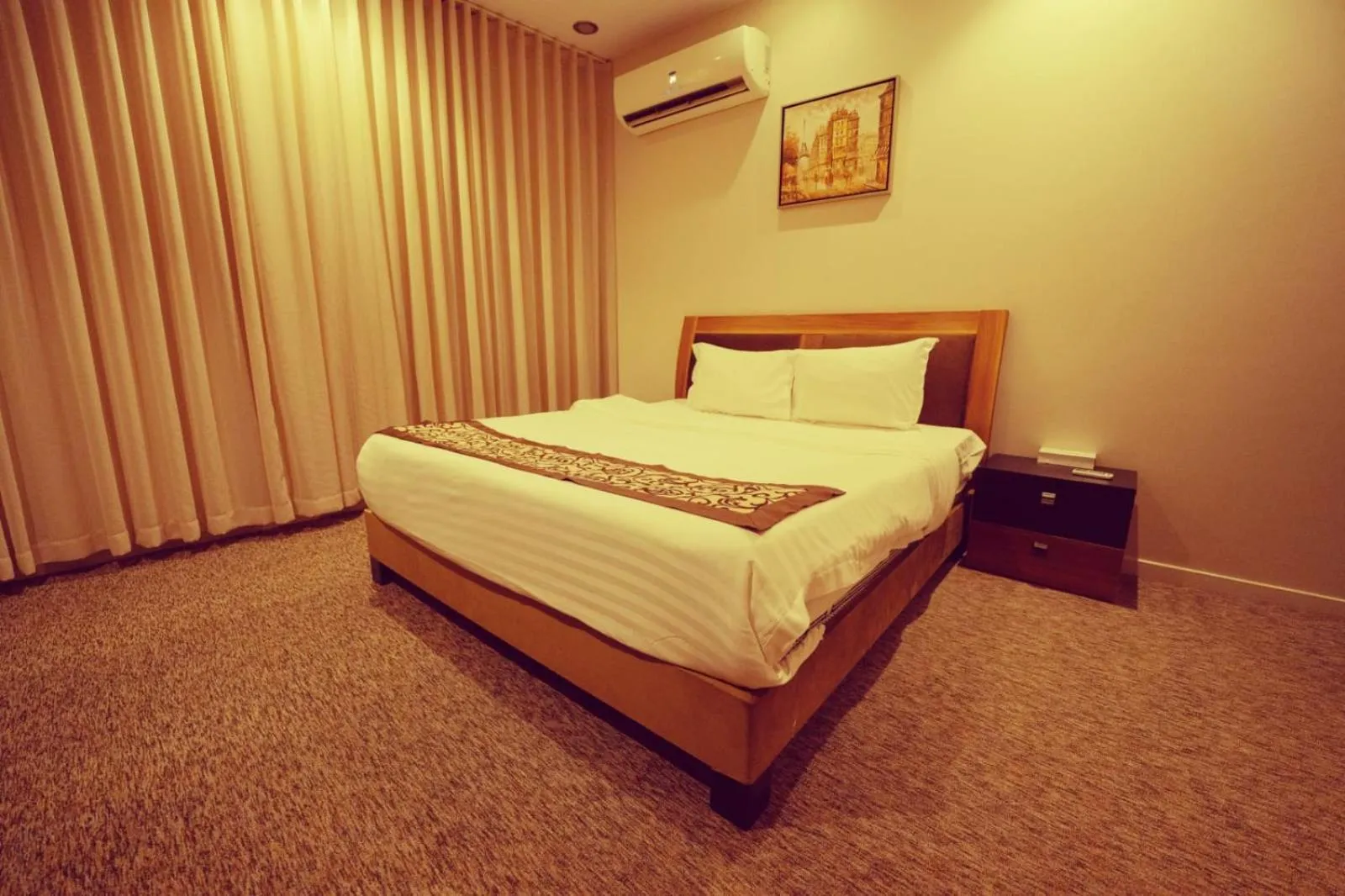 Bed in Dome El Nozha