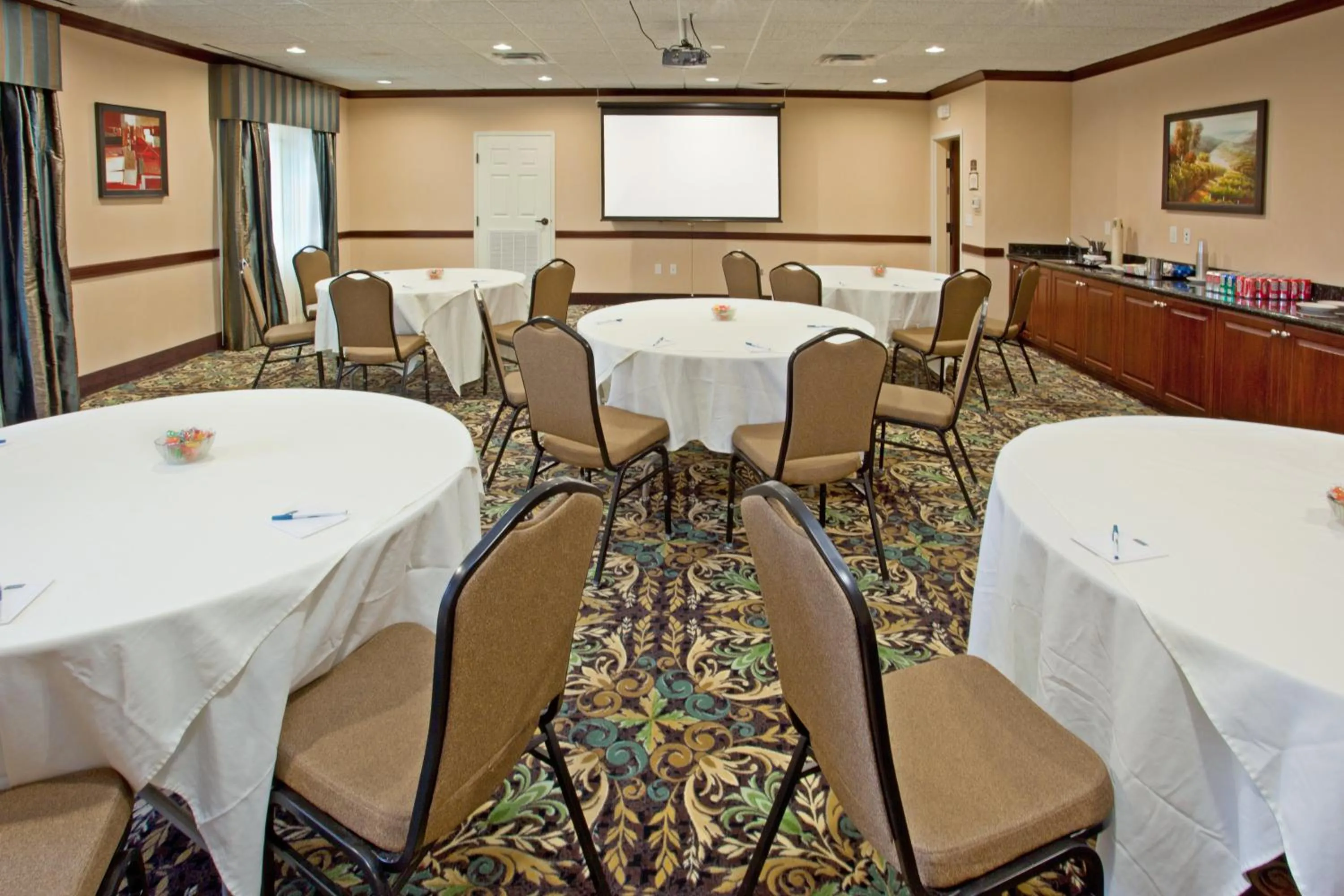 Meeting/conference room in Staybridge Suites Houston-NASA Clear Lake by IHG