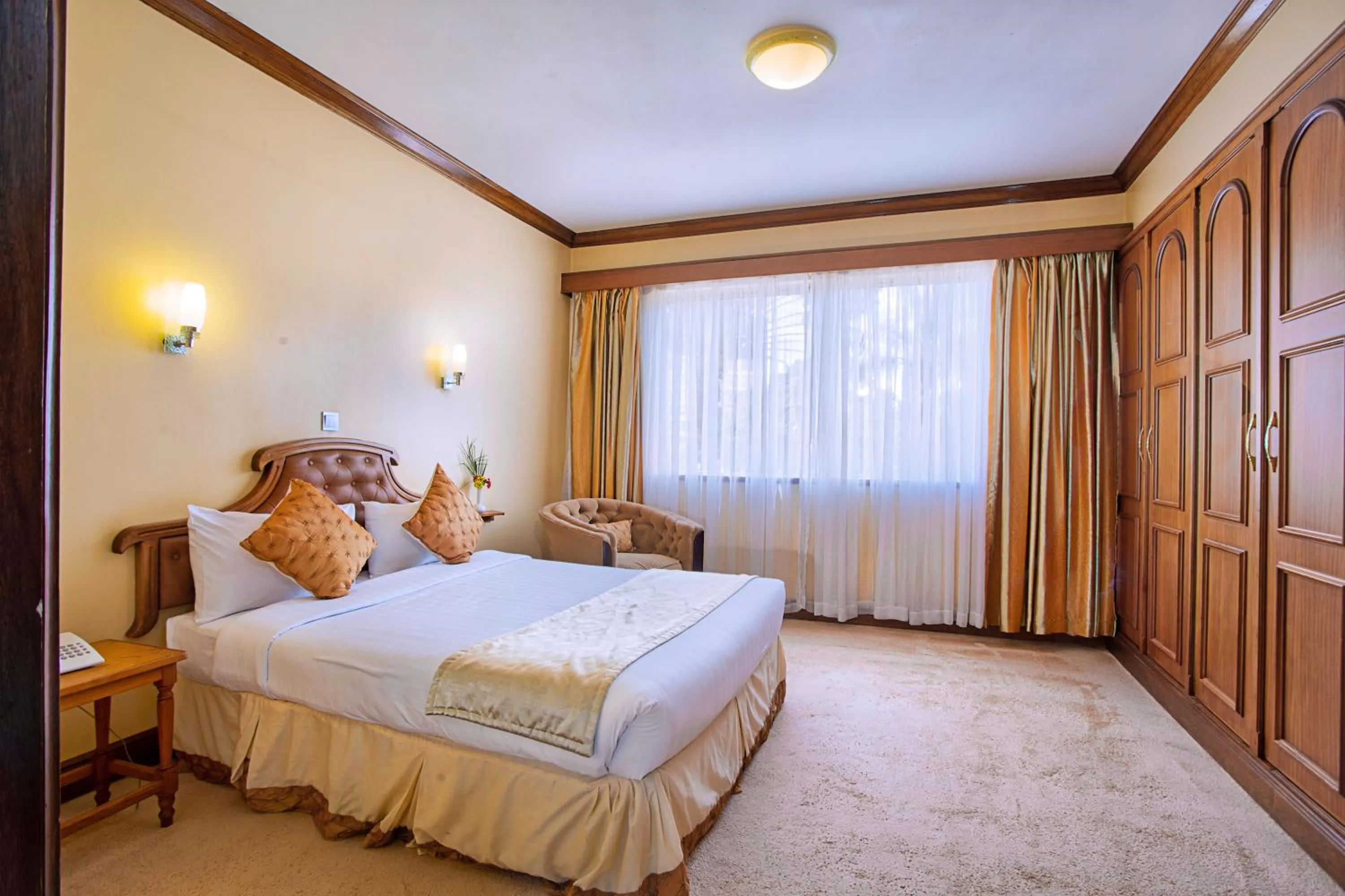 Bedroom in Sirikwa Hotel