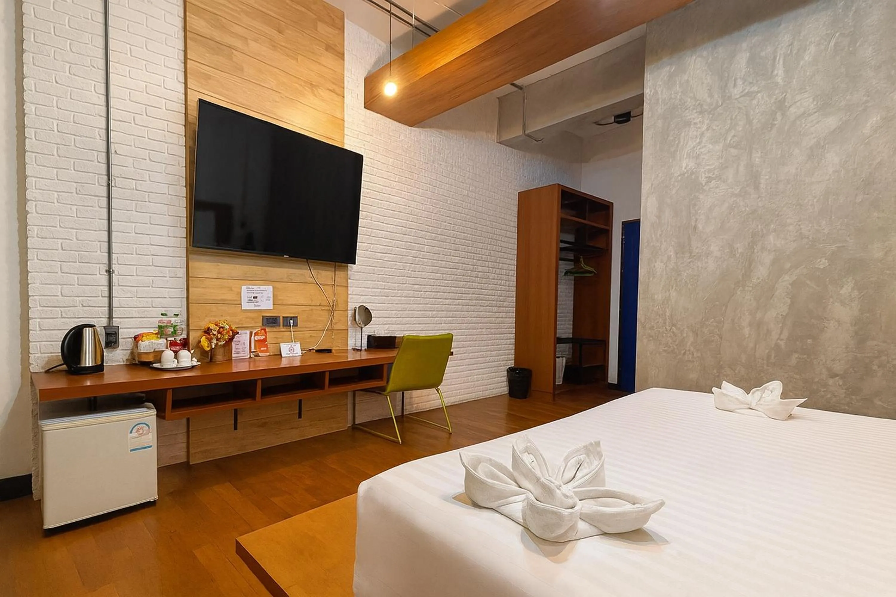 Photo of the whole room, Bed in The Loft Room Nimman