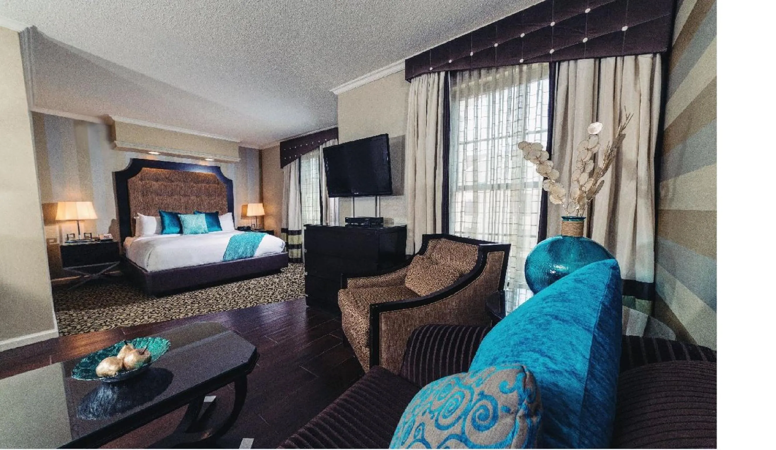 Photo of the whole room, Bed in The Inn At Fox Hollow Hotel