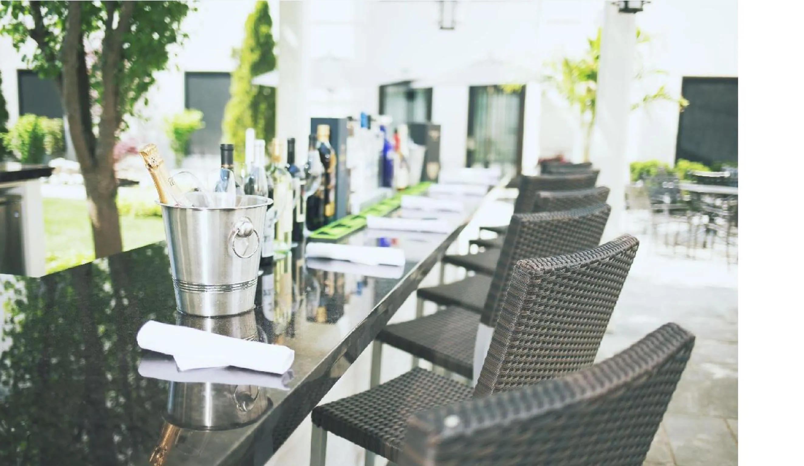 Restaurant/places to eat in The Inn At Fox Hollow Hotel