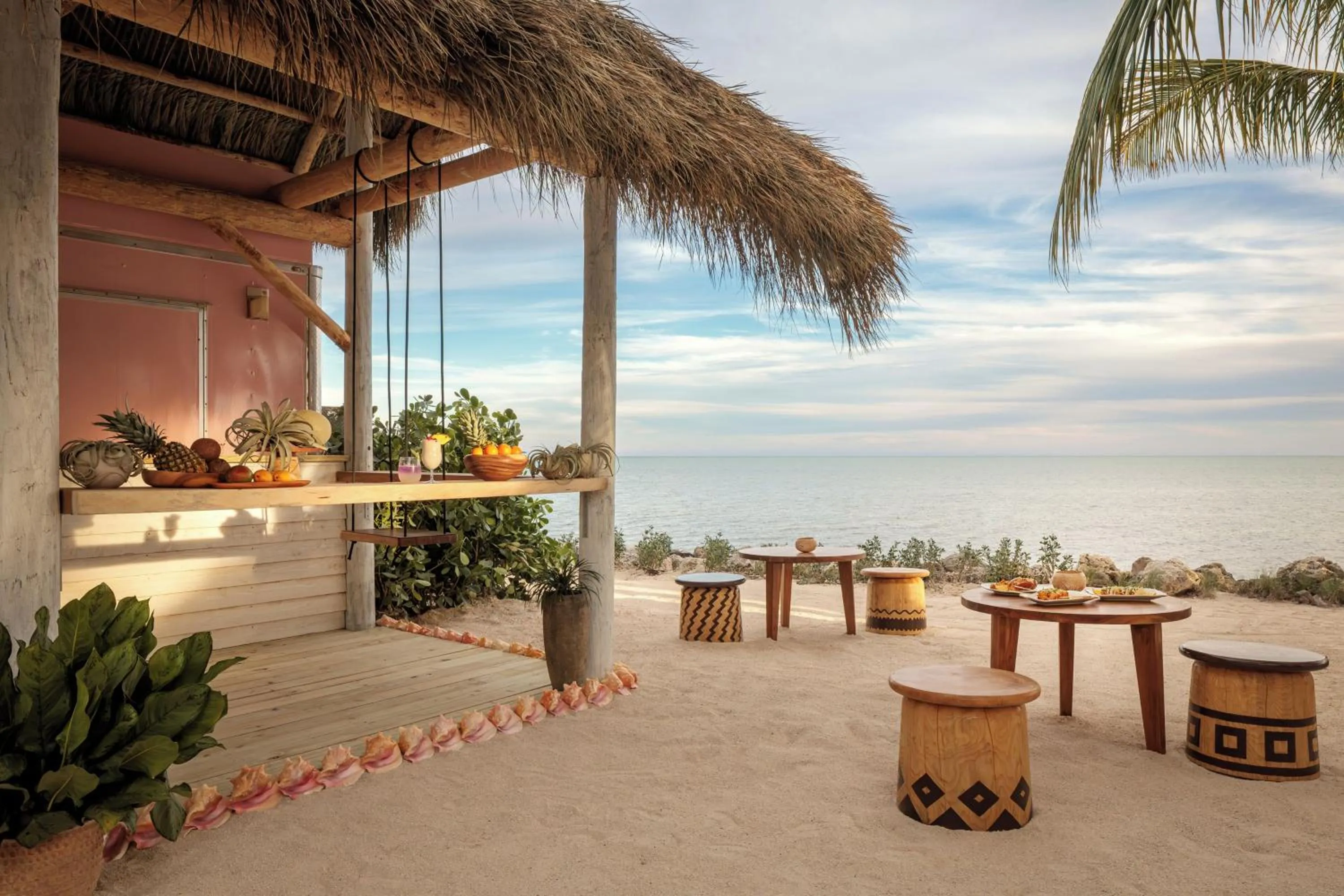 Restaurant/places to eat in Islander Resort