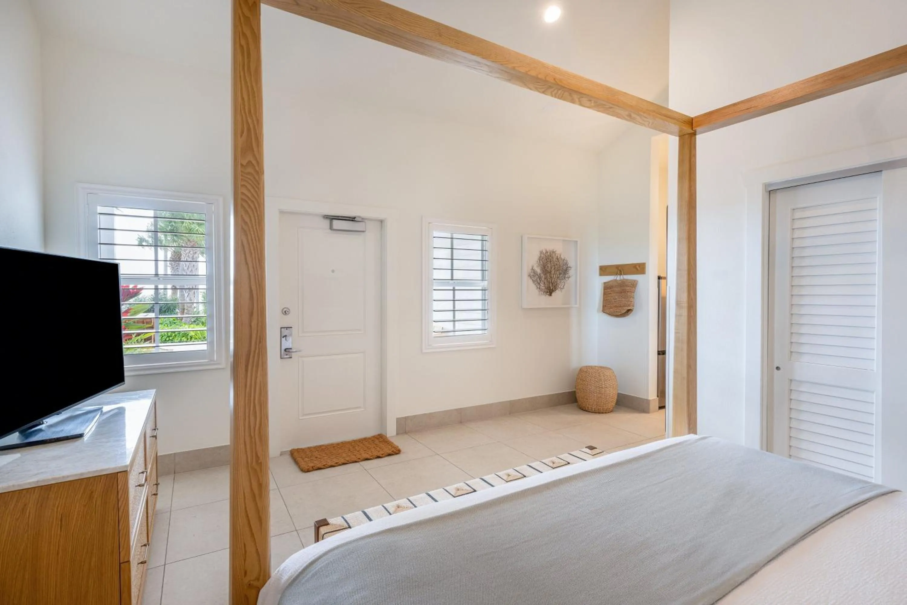 Bedroom, Bed in Islander Resort