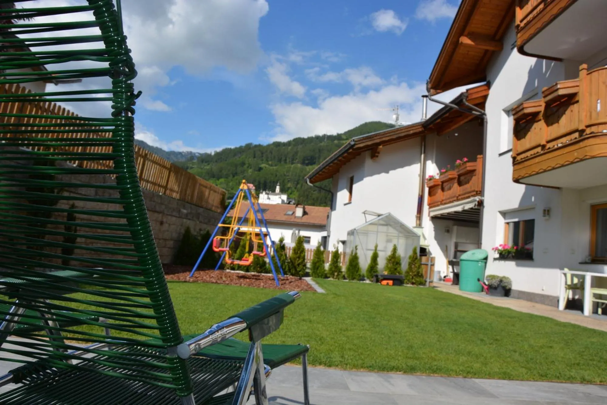 Garden view in Appartement Thanei