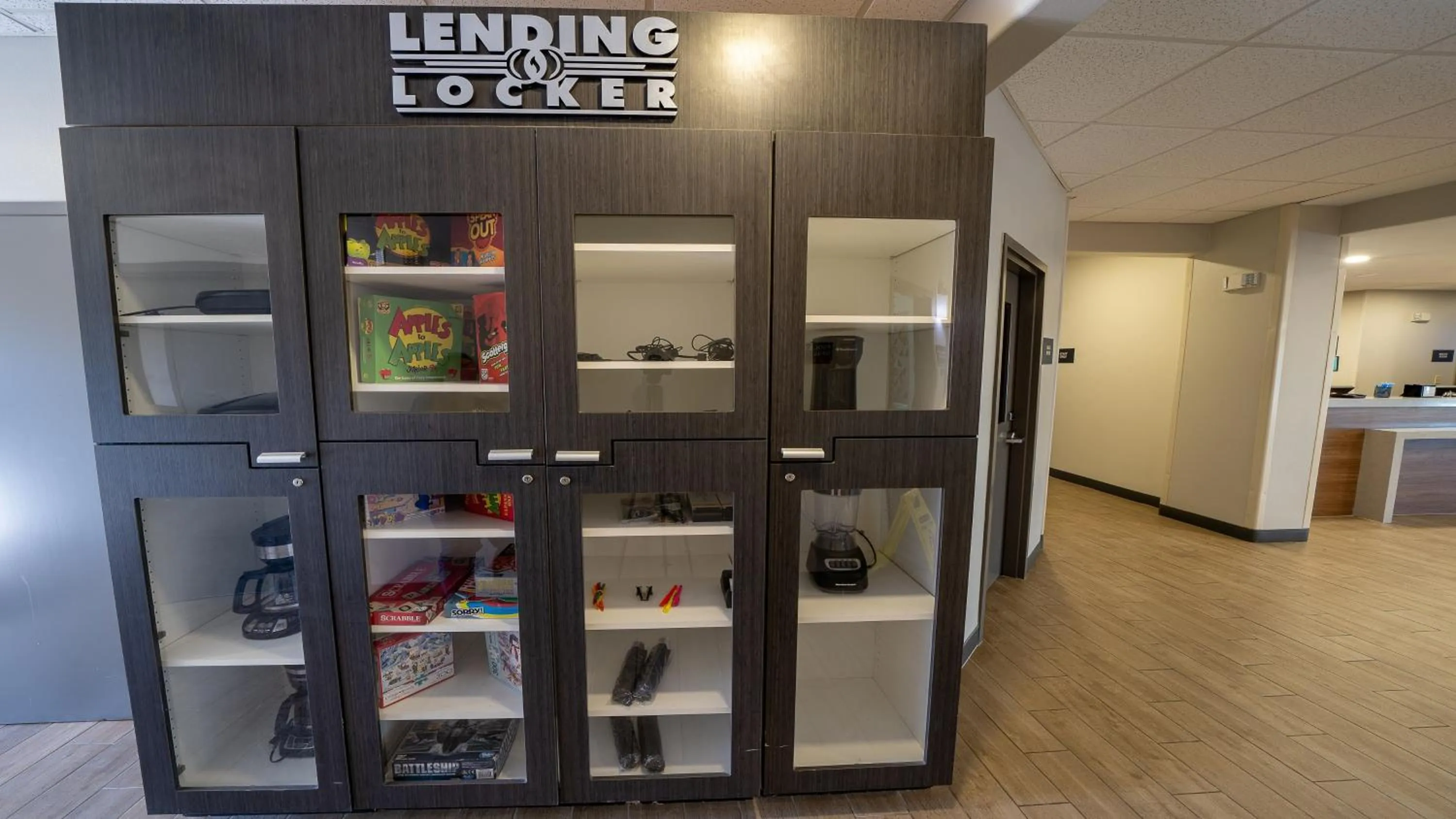 Lobby or reception in Candlewood Suites Baytown by IHG