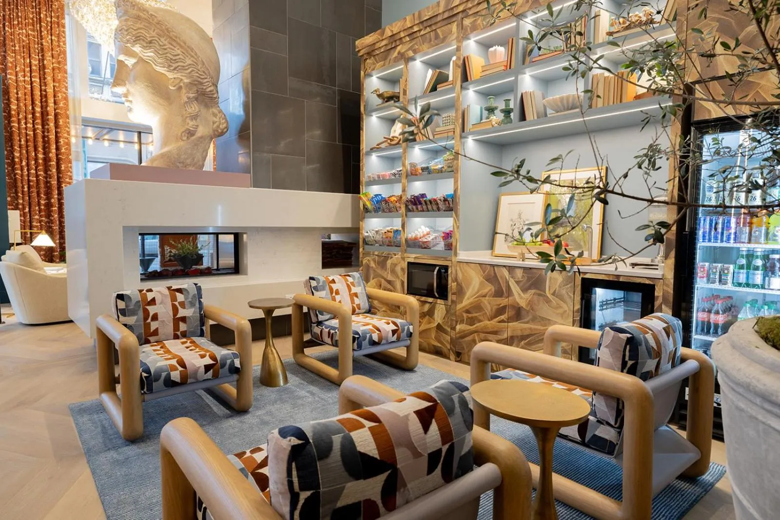 Lobby or reception in voco Hotel Napoleon Memphis by IHG