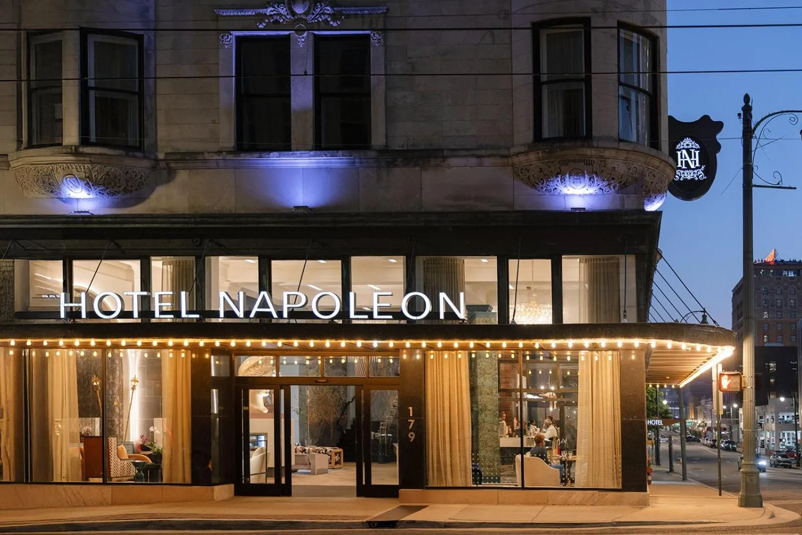 Street view in voco Hotel Napoleon Memphis by IHG