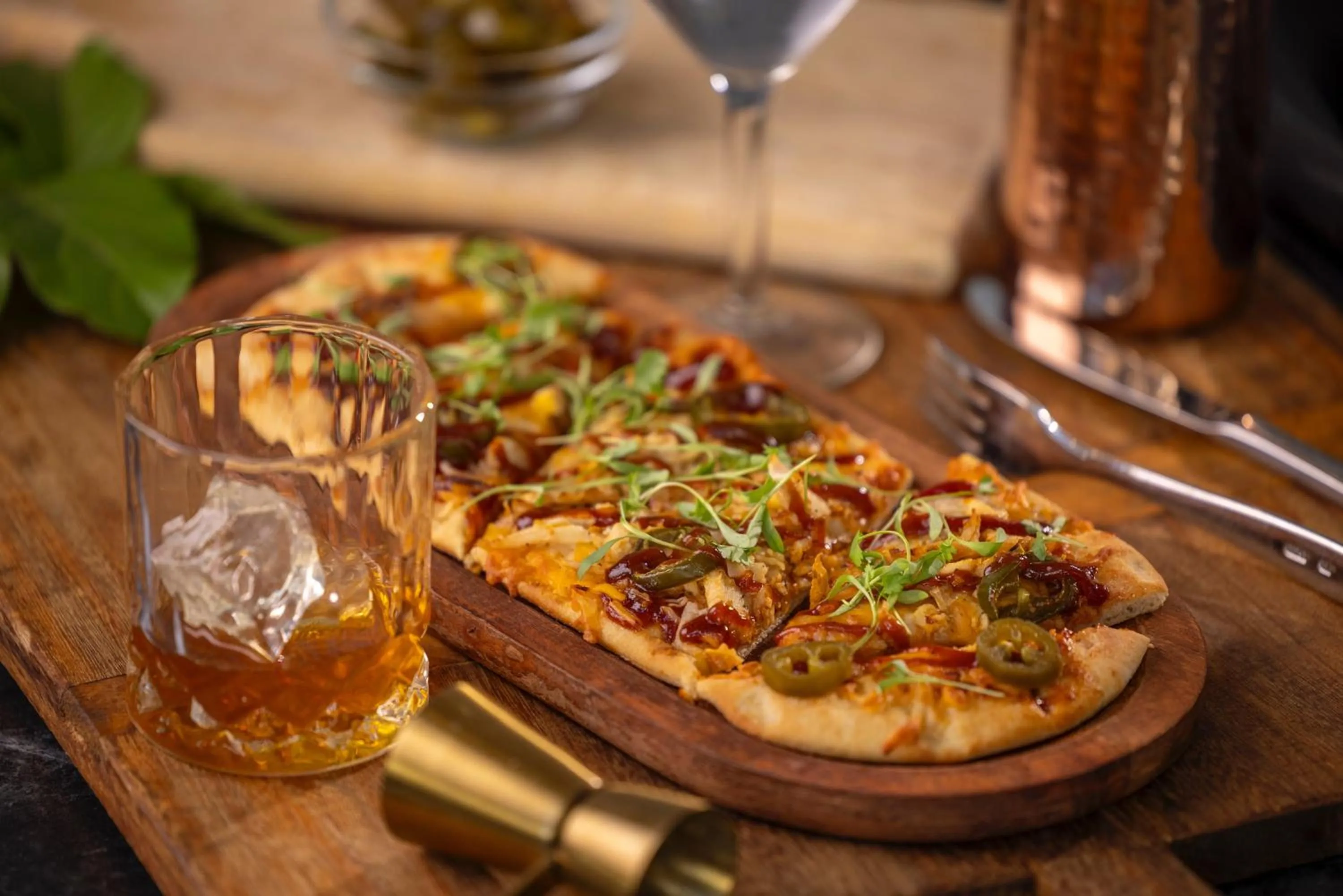 Restaurant/places to eat in voco Hotel Napoleon Memphis by IHG