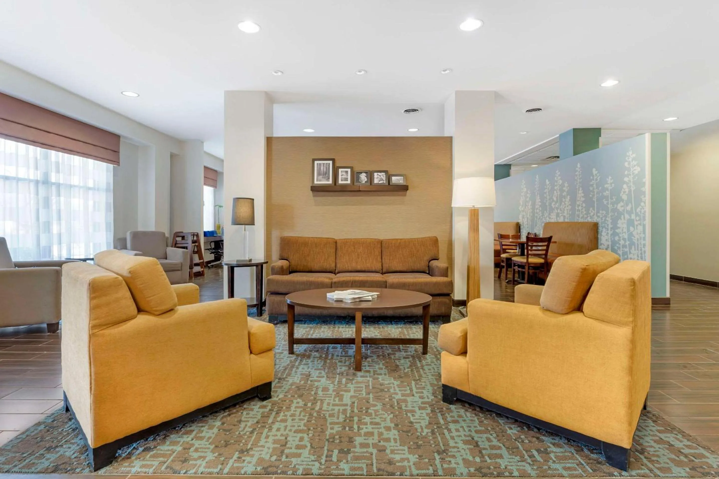 Lobby or reception in Sleep Inn & Suites Cumberland