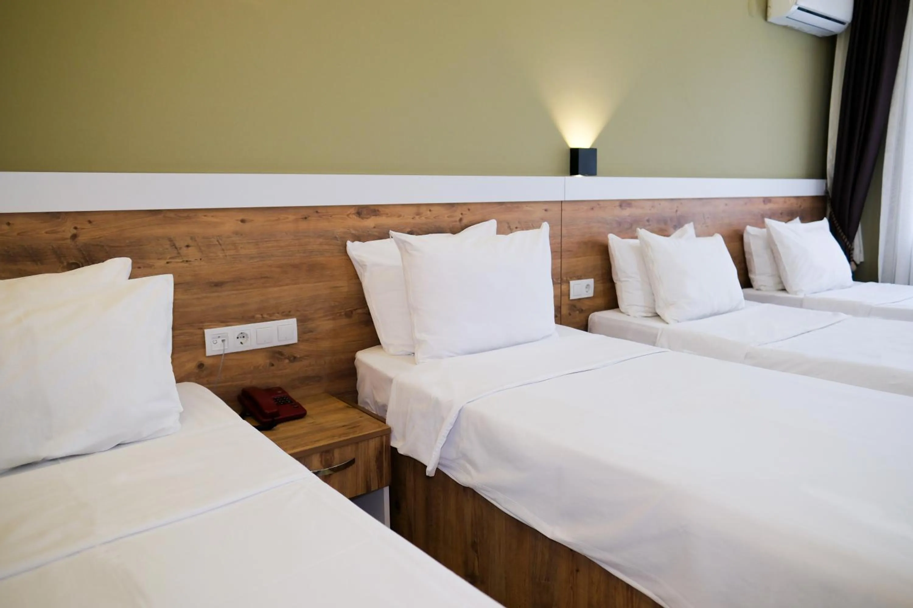 Bed in Altayhan Otel