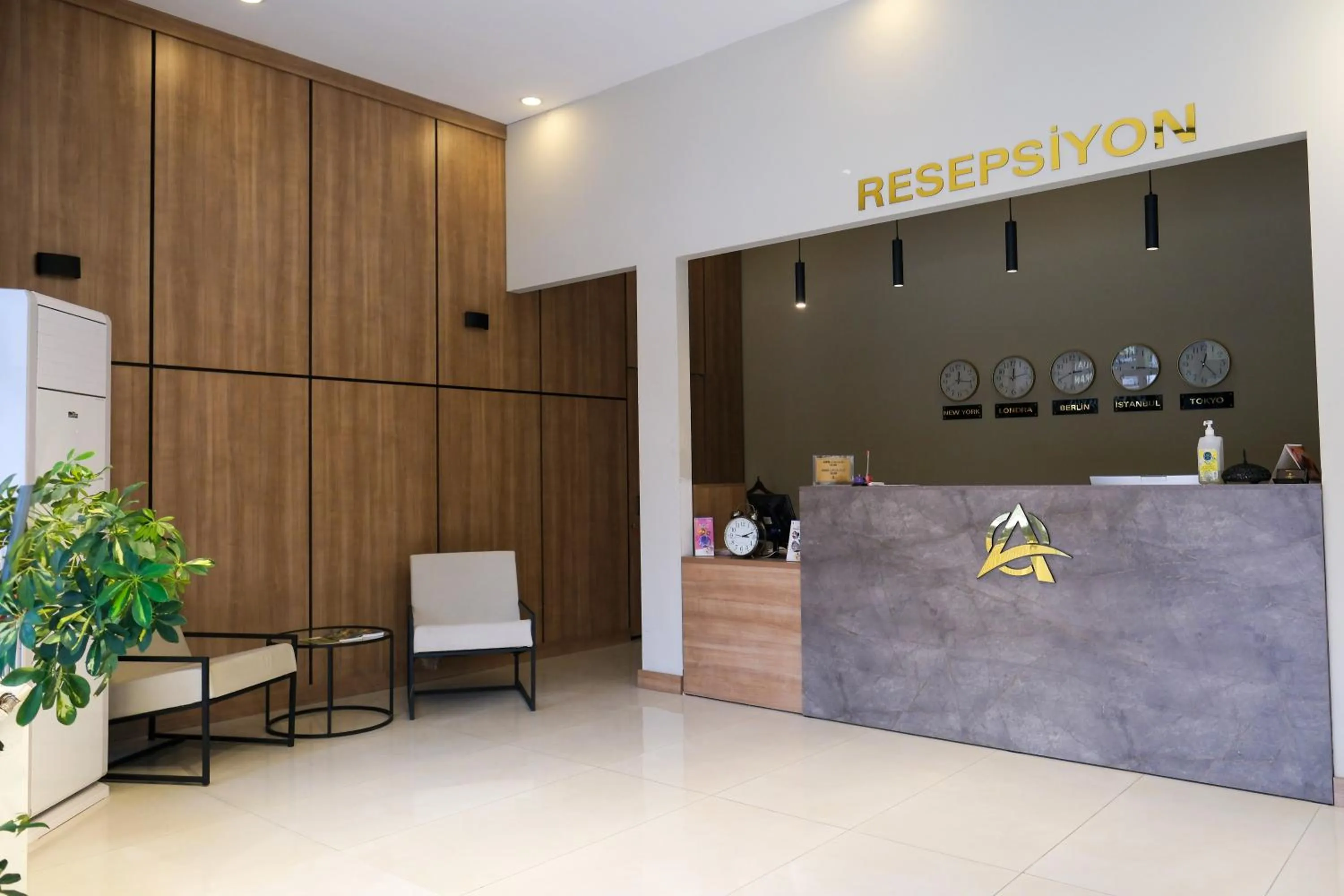 Lobby or reception in Altayhan Otel