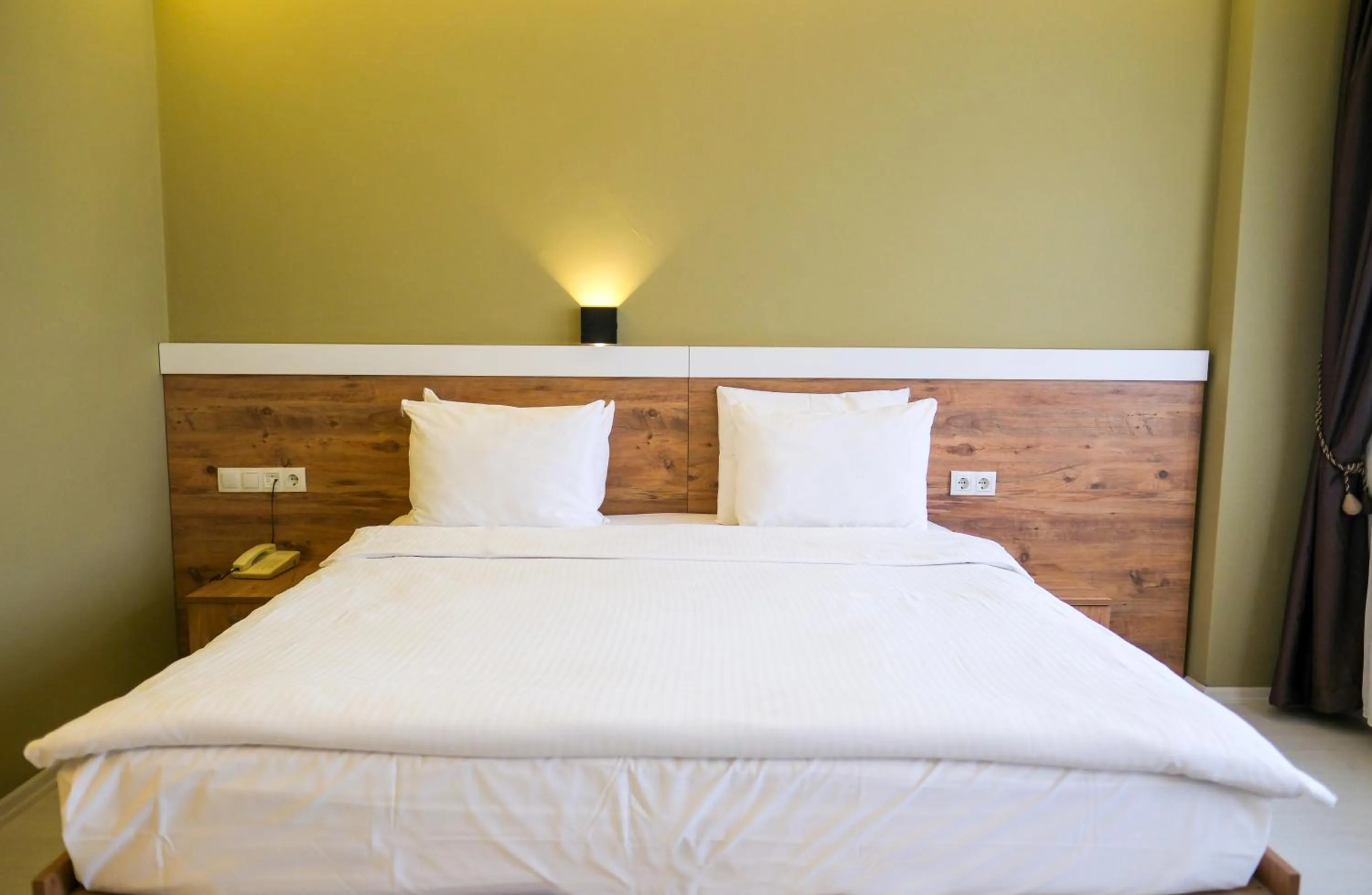 Bed in Altayhan Otel