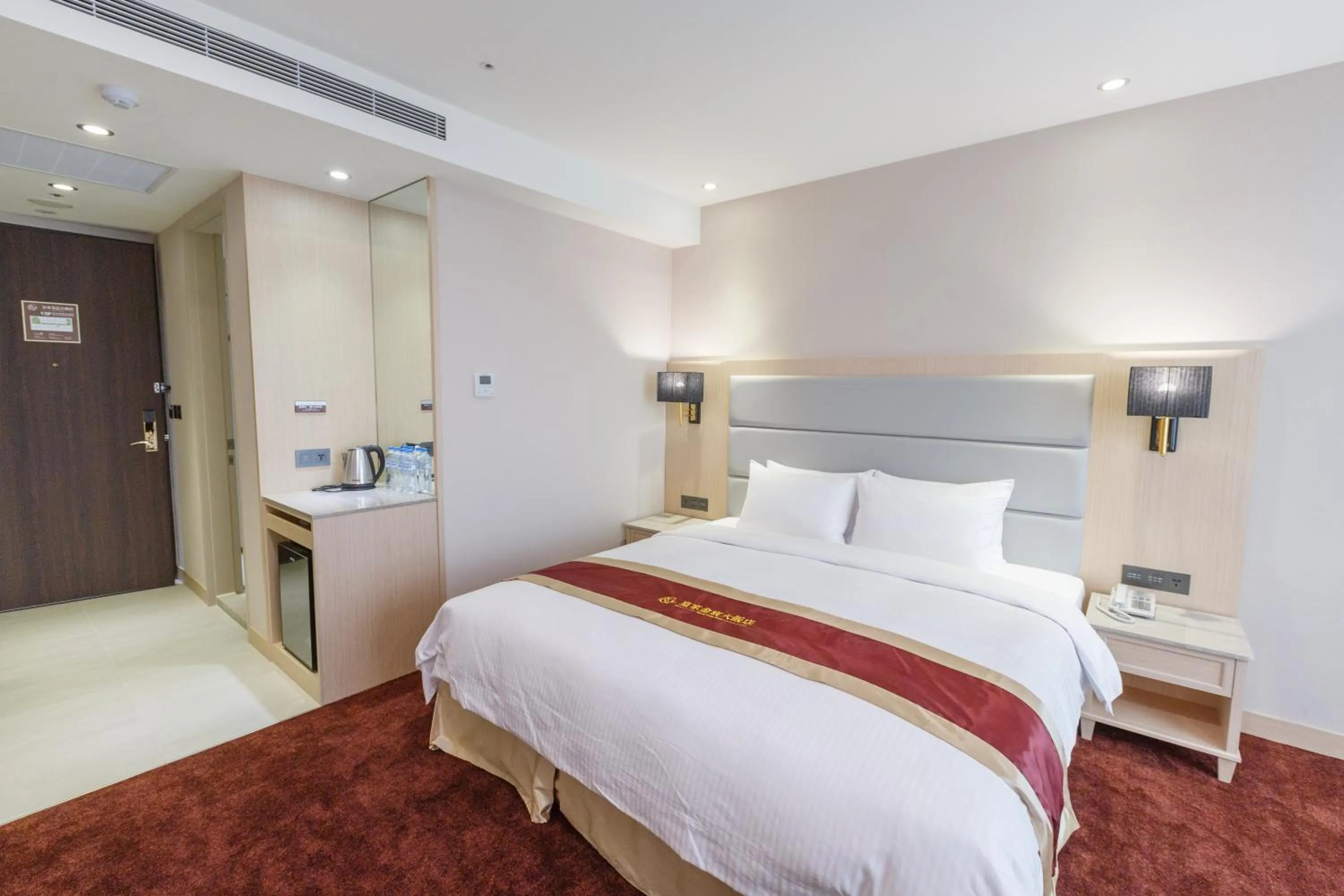 bunk bed, Bed in Royal Gold Hotel