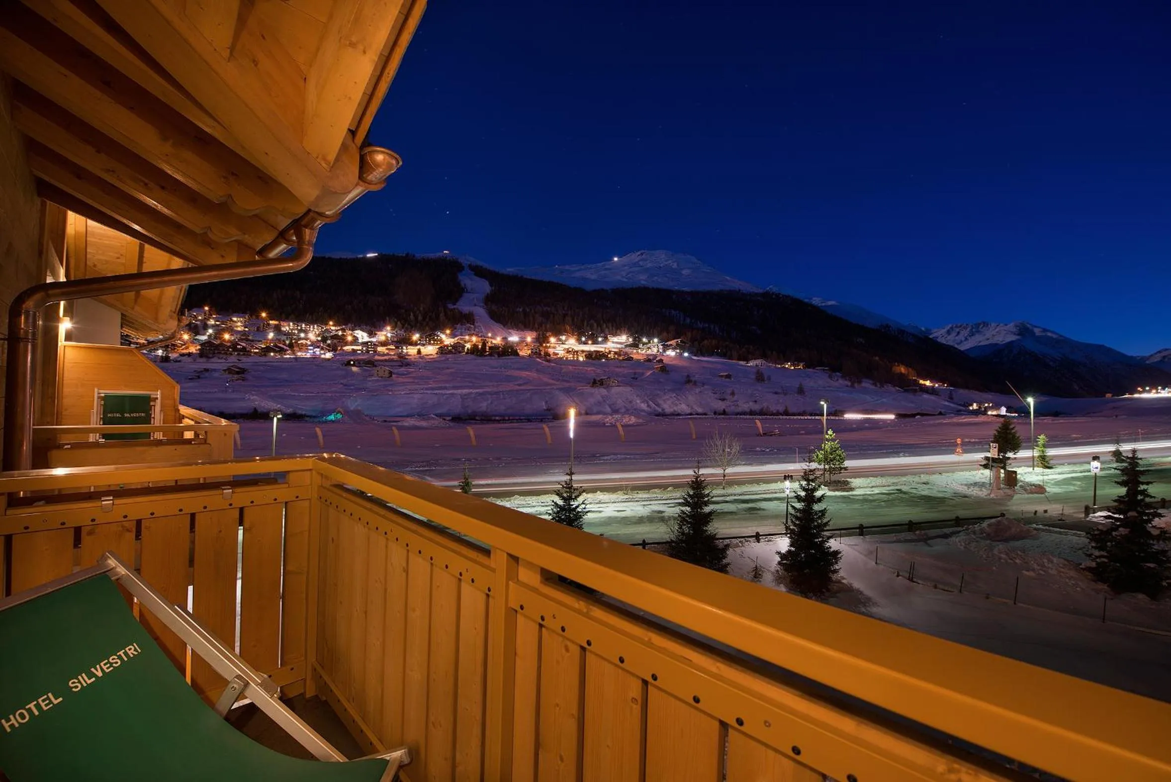 Night in Hotel Silvestri