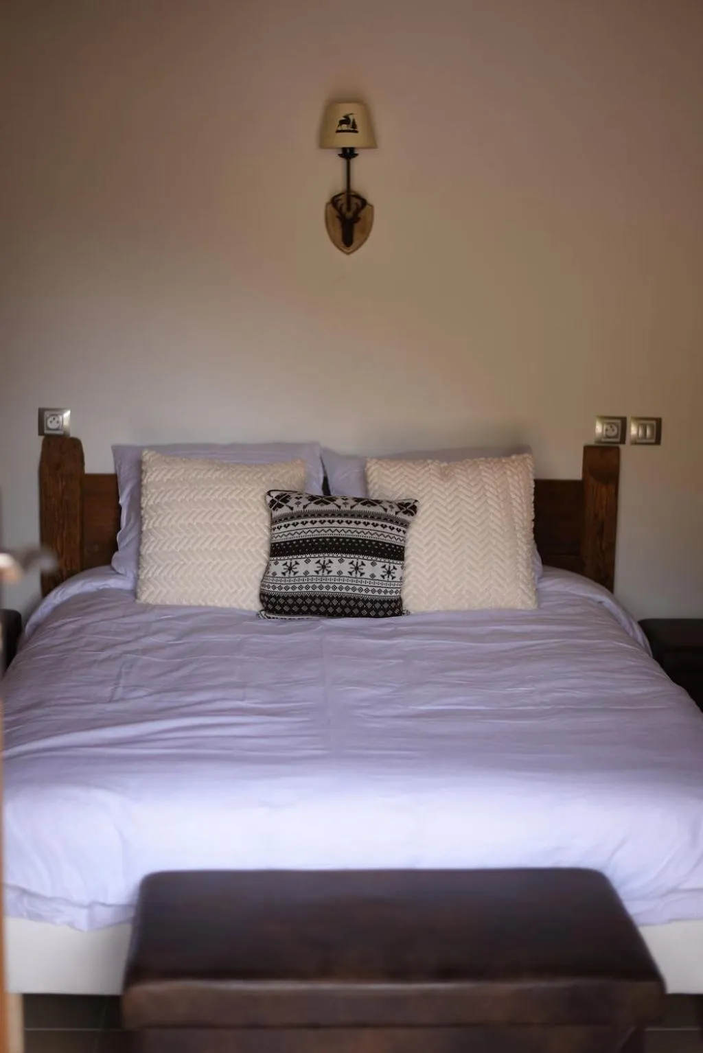 Bedroom, Bed in Chantemerle 1741, chambres d'hôtes à la montagne