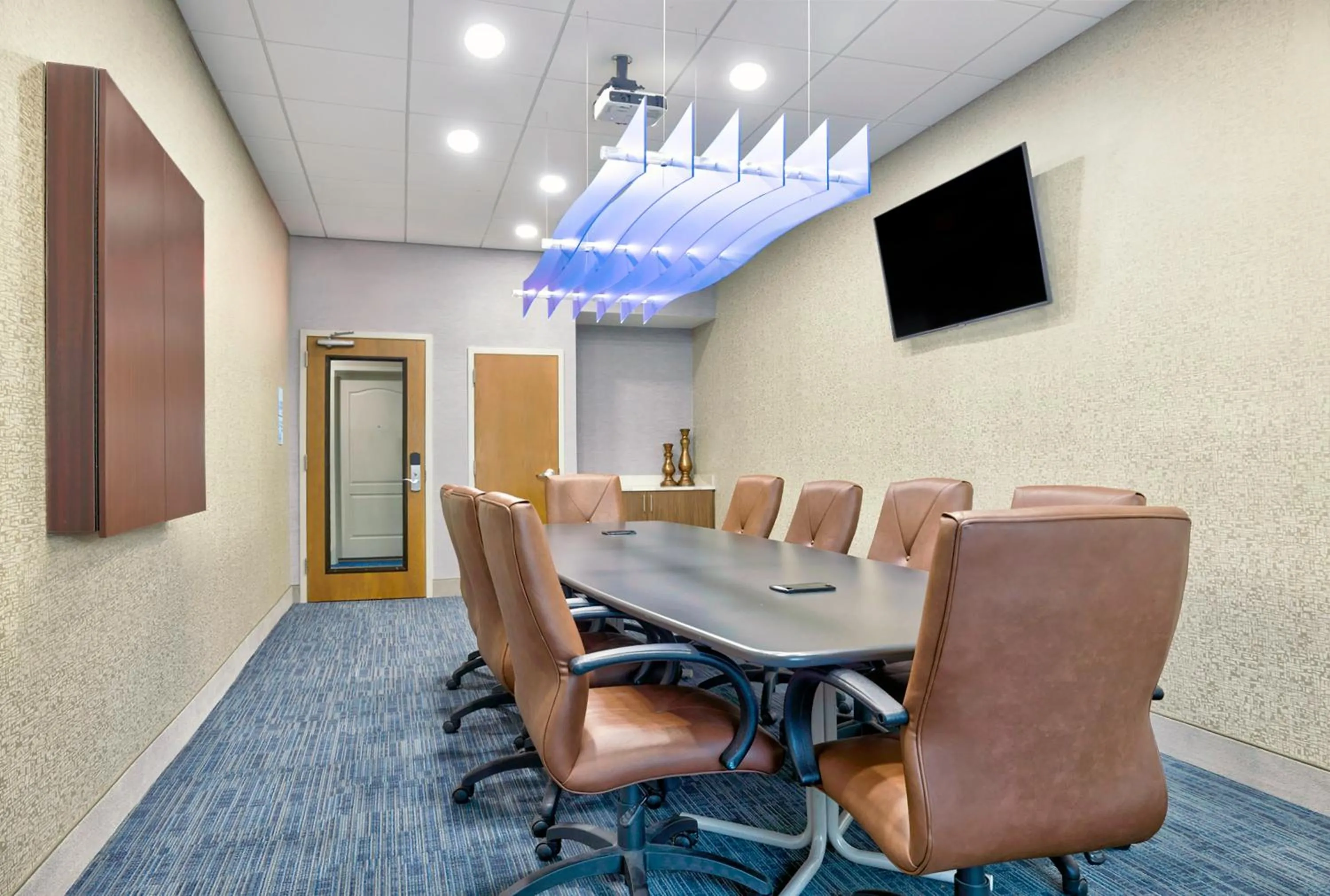 Meeting/conference room in Holiday Inn Express Hotel & Suites Kansas City - Grandview by IHG