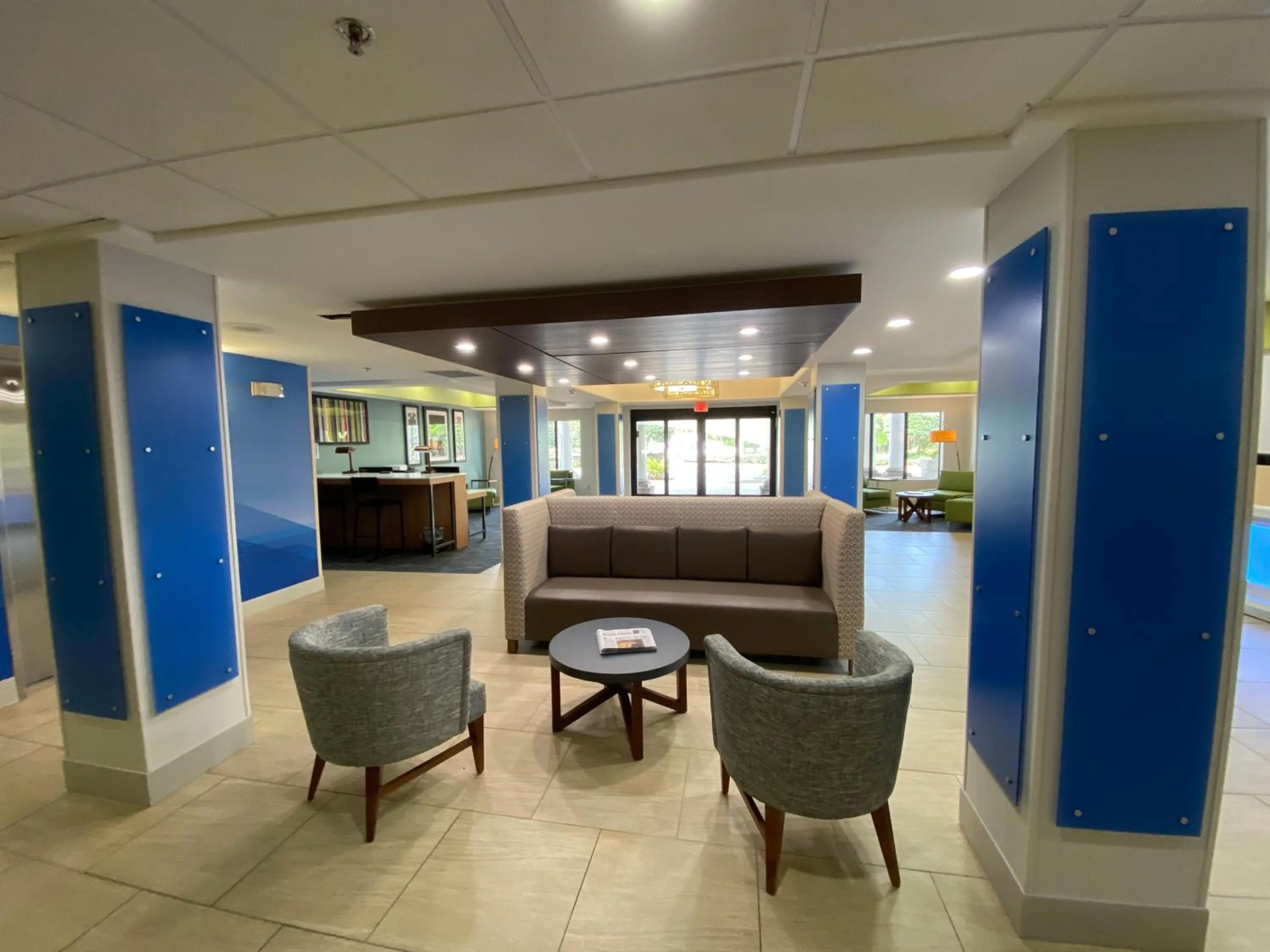 Property building in Holiday Inn Express Hotel & Suites Jacksonville-Blount Island by IHG