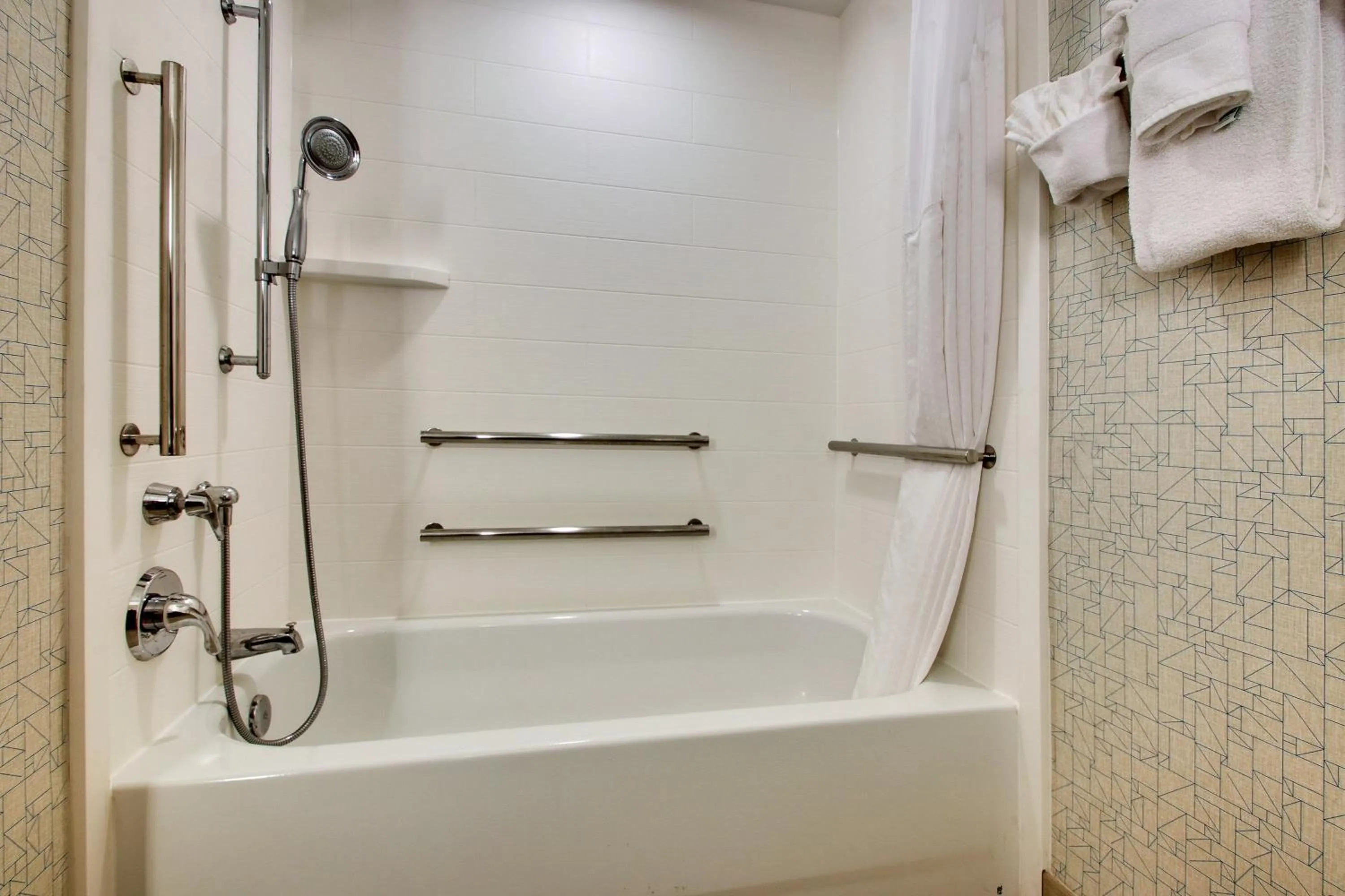 Bathroom in Holiday Inn Express Hotel & Suites Jacksonville North-Fernandina by IHG