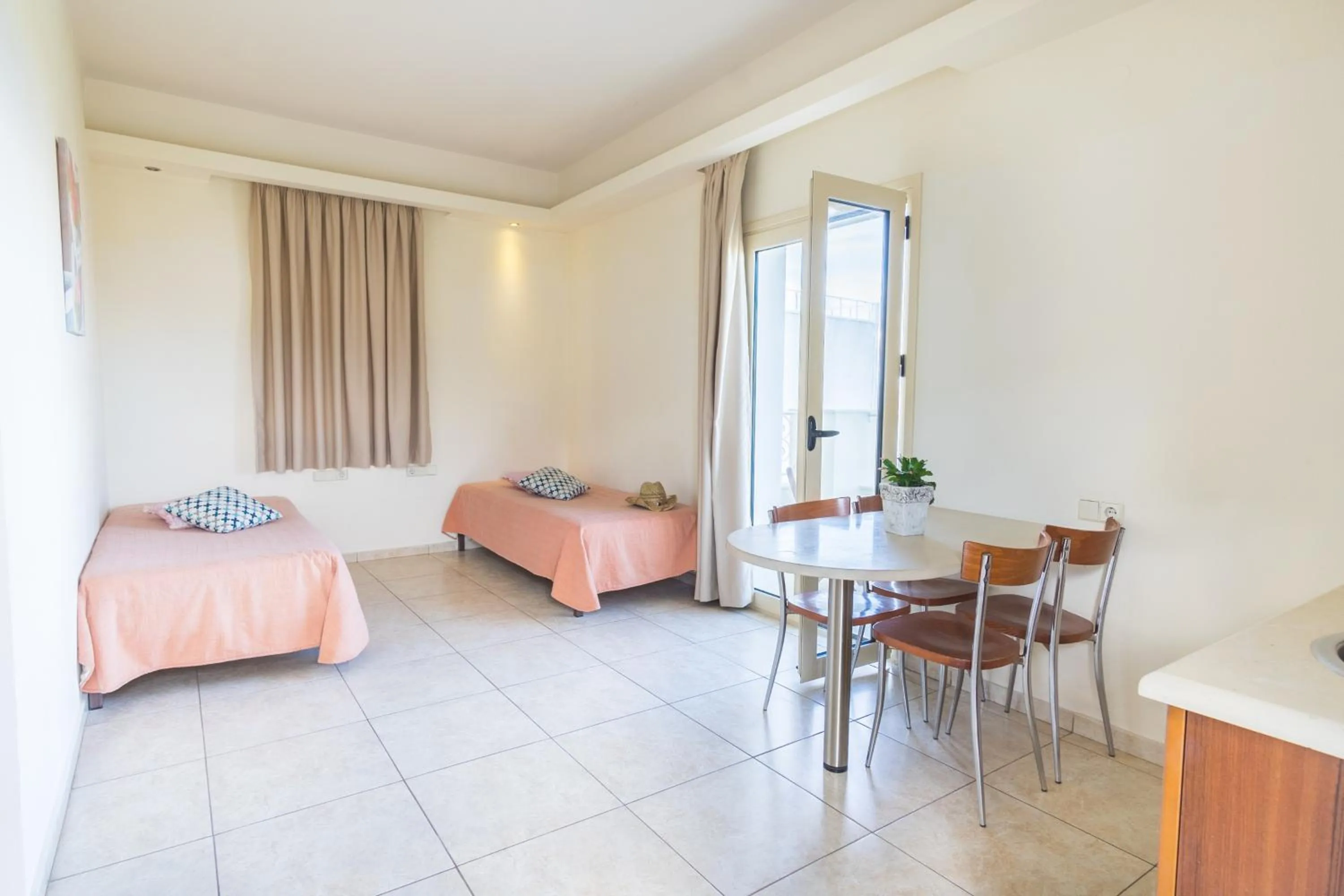 Living room, Bed in Pela Sofia