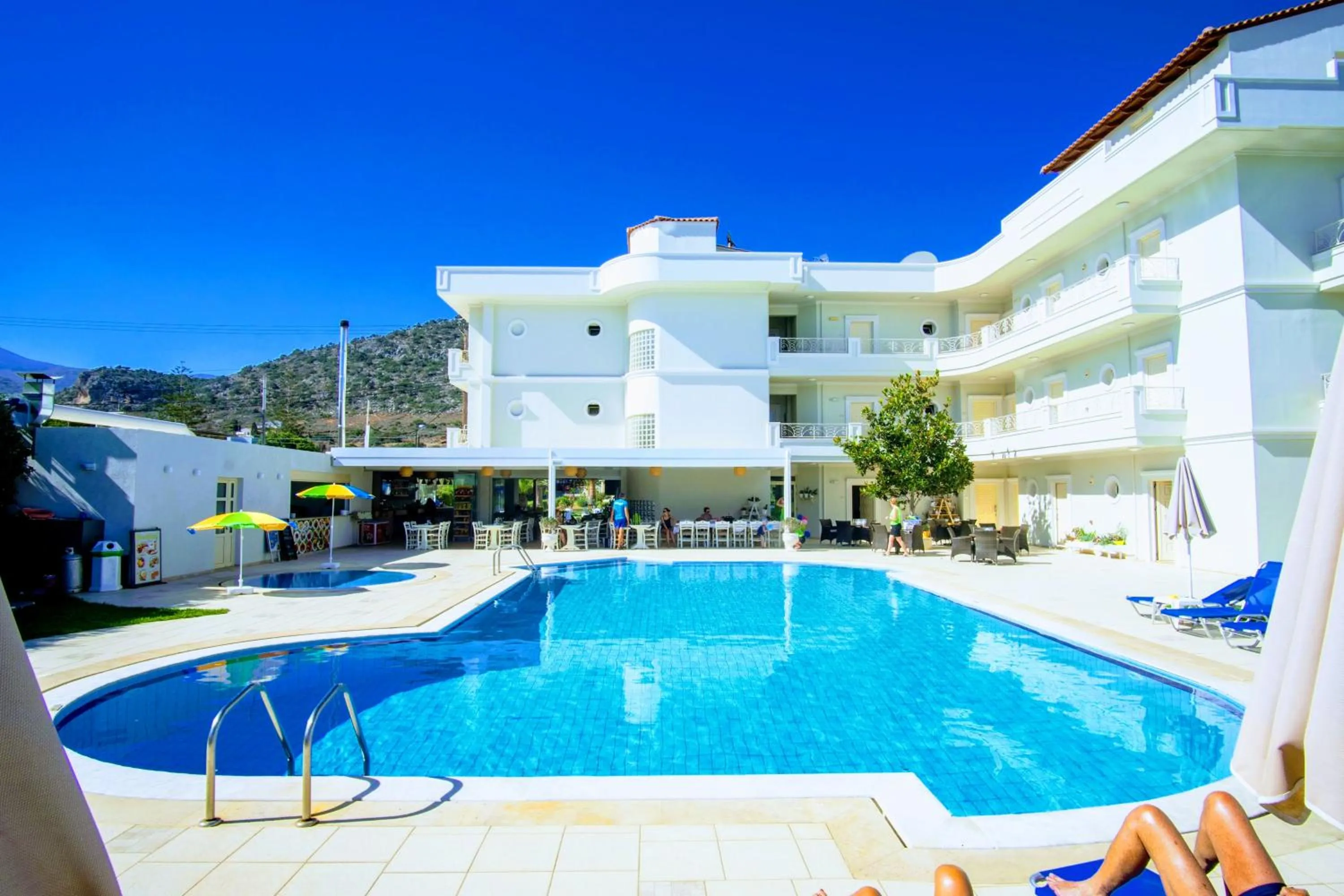 Property building in Pela Sofia