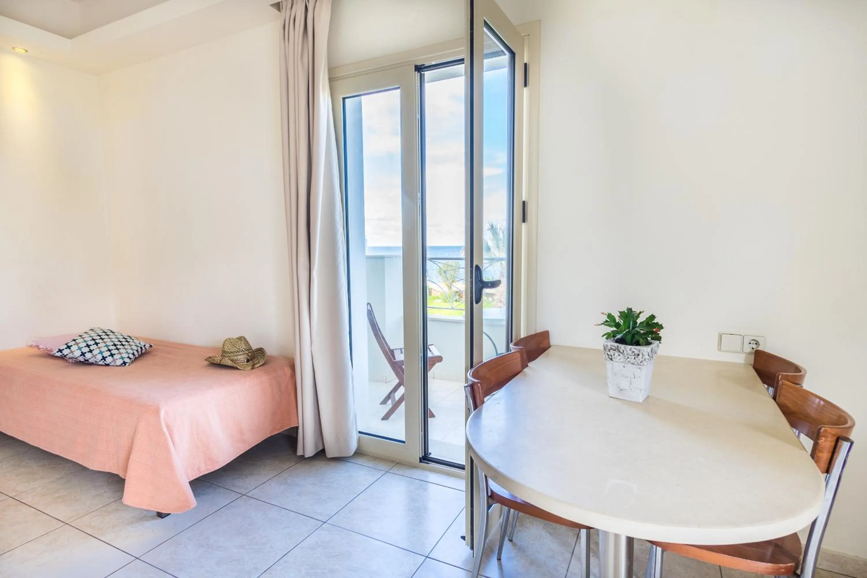 Living room, Bed in Pela Sofia