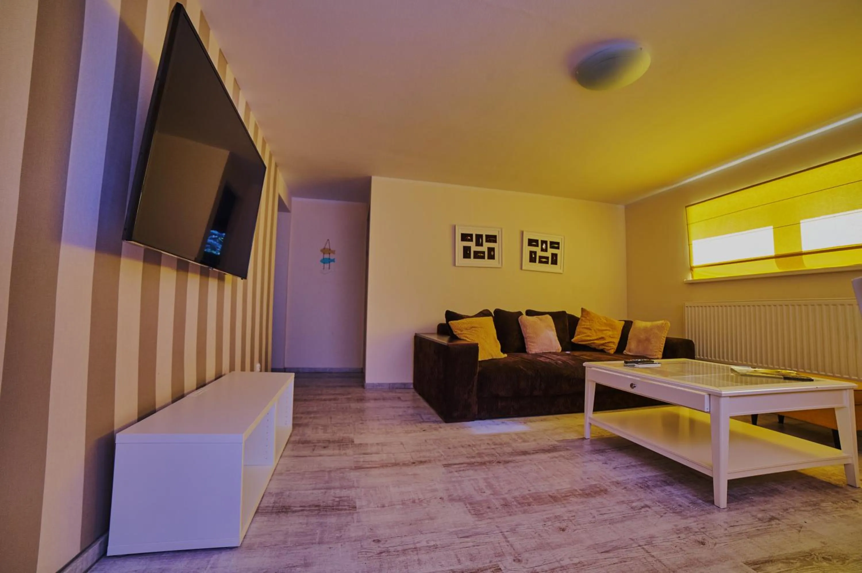 TV and multimedia in Rancho