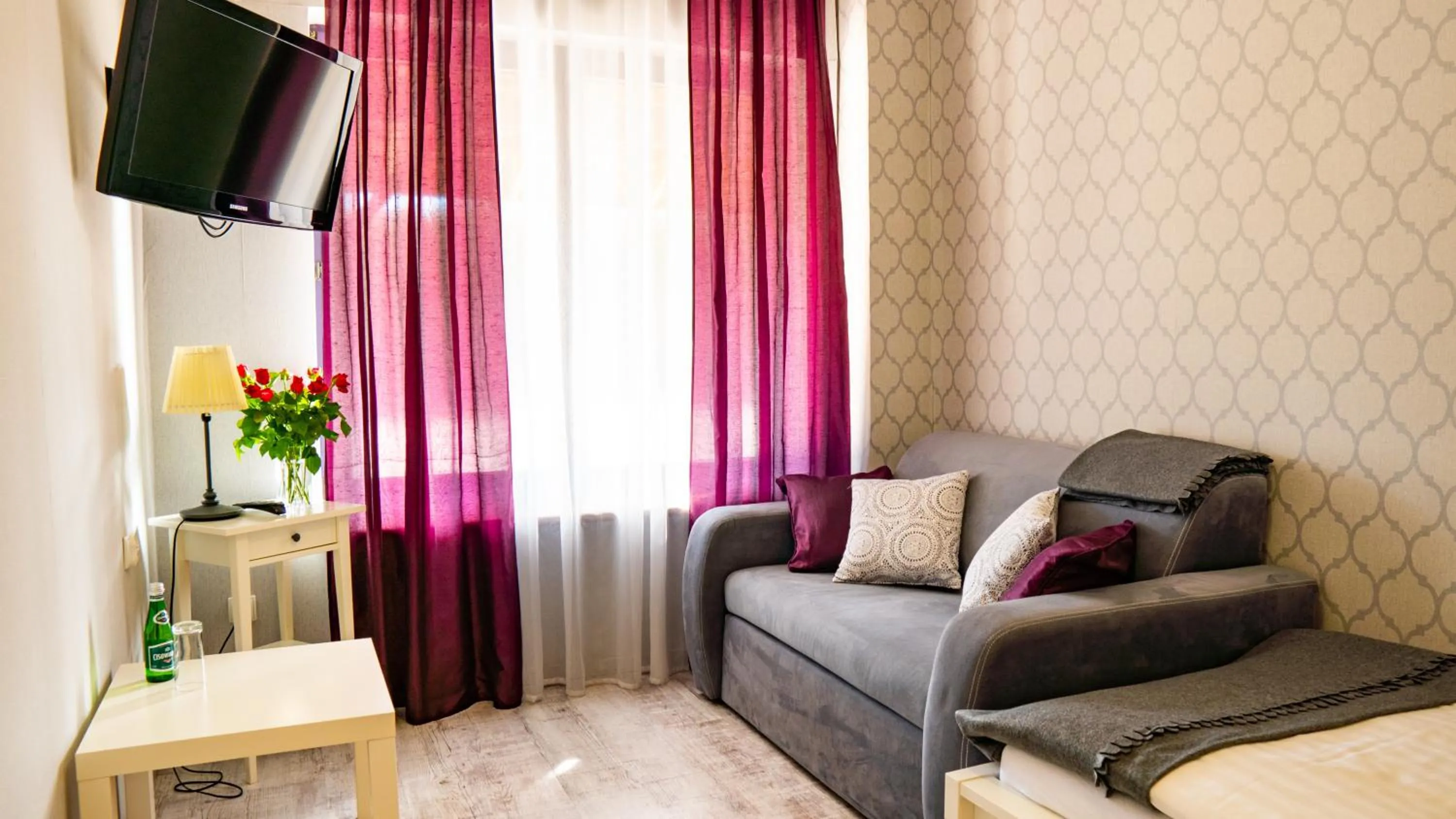 Communal lounge/ TV room in Rancho