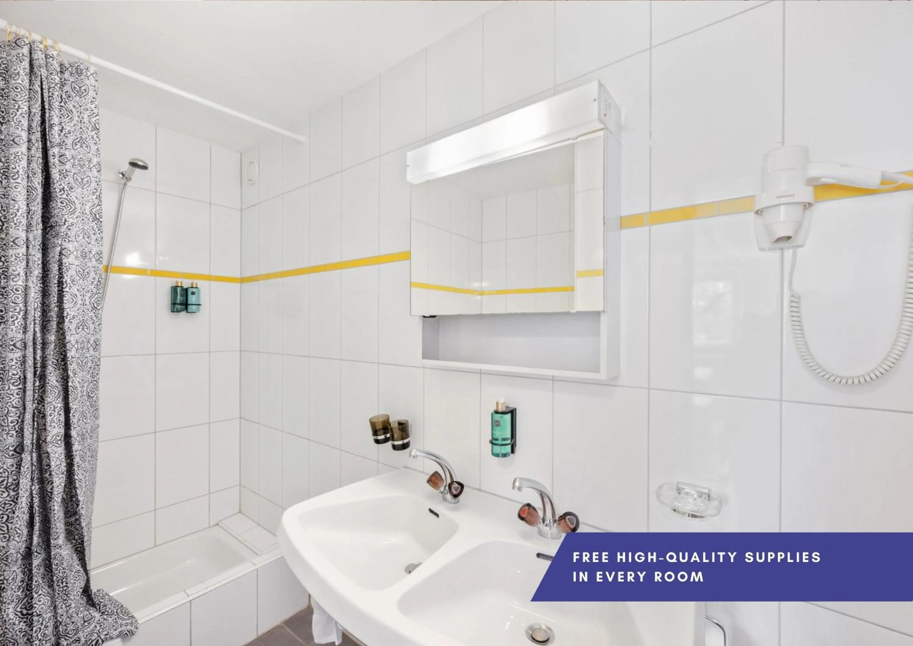 Shower in Becozy Self Check-in Pop-Up Hotel Basel