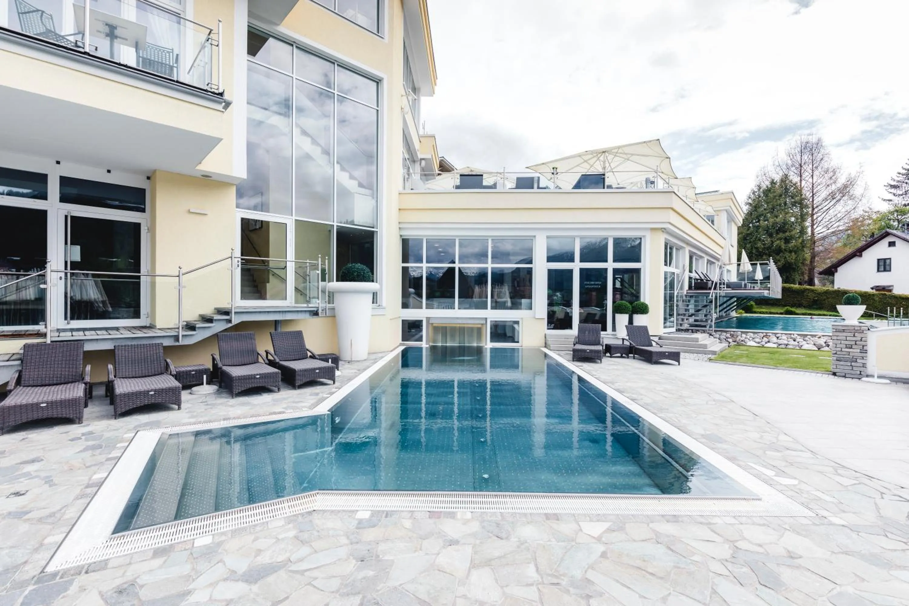 Swimming pool in Dilly - Das Nationalpark Resort