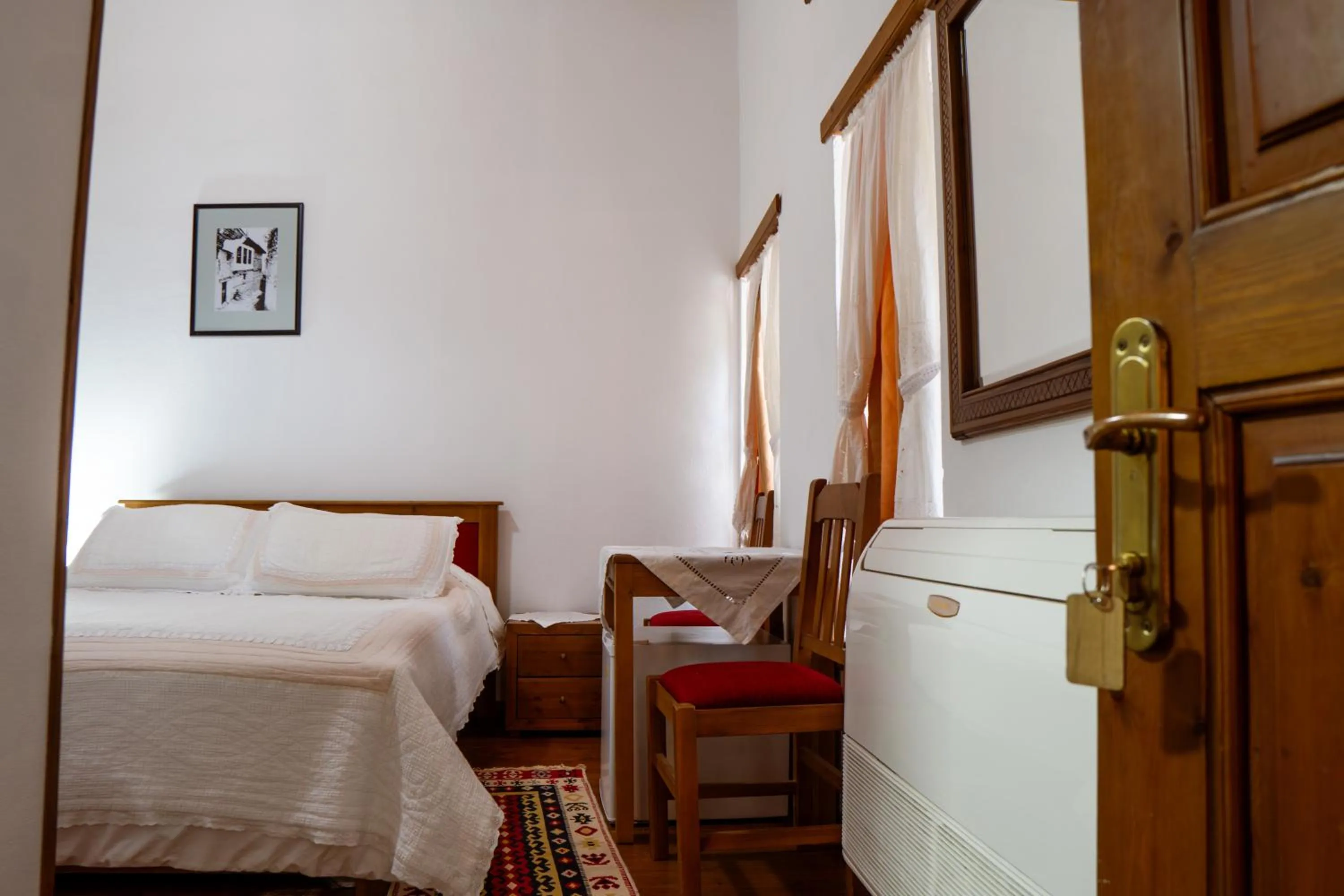 Bed in Old Bazaar 1790