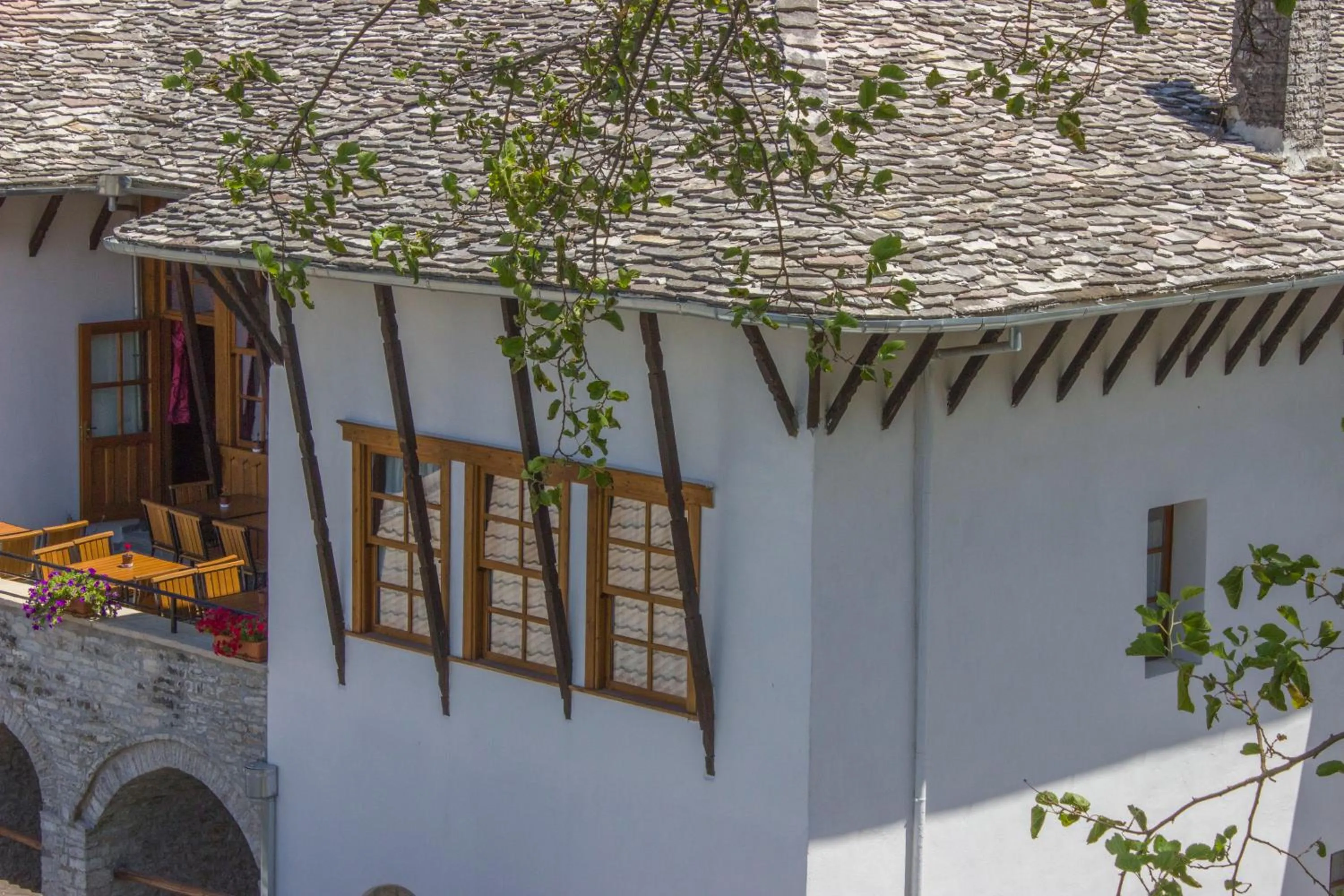 Facade/entrance in Old Bazaar 1790